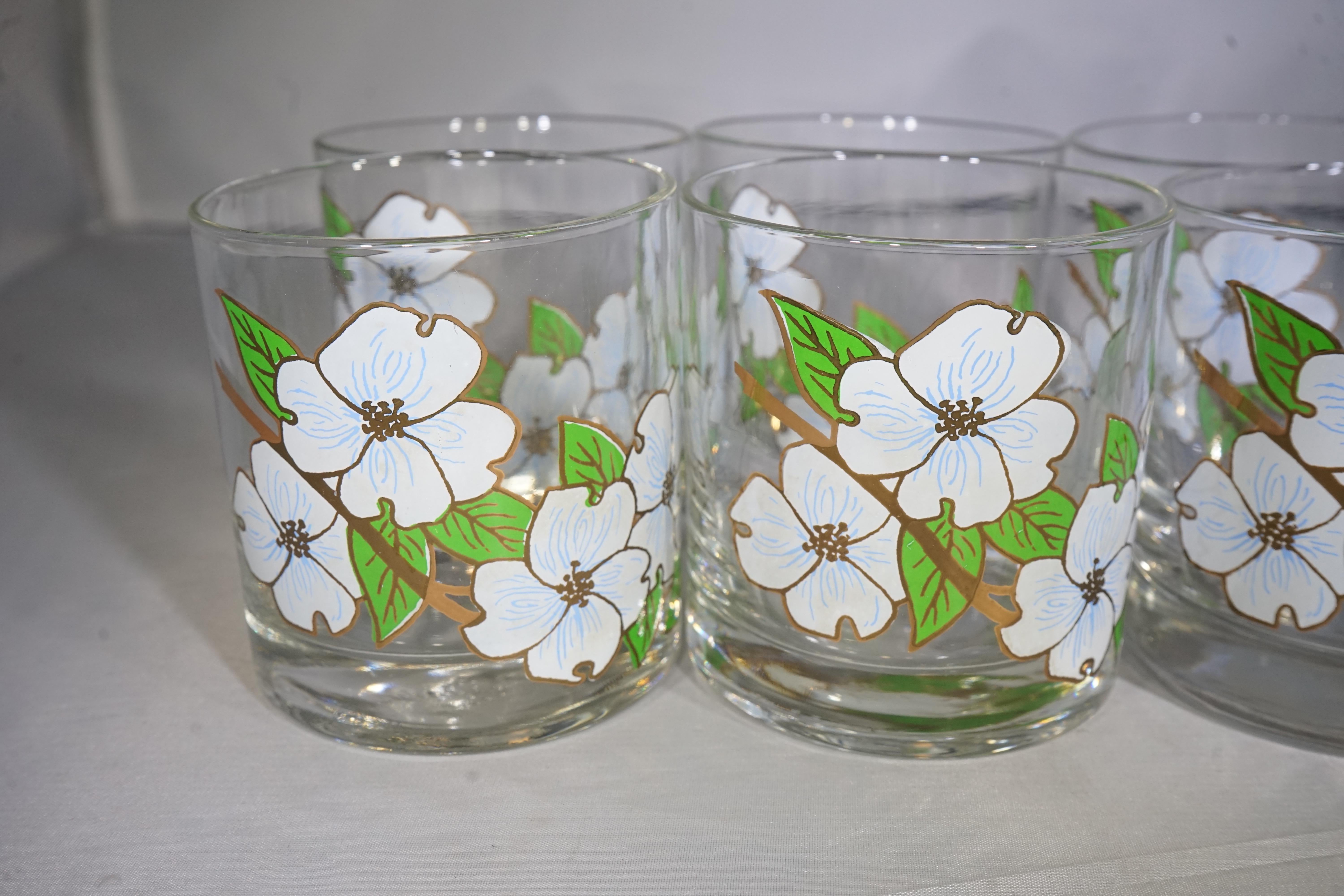 Vintage American Set of 6 Couroc Dogwood Blossoms Glasses In Good Condition In Aspen, CO