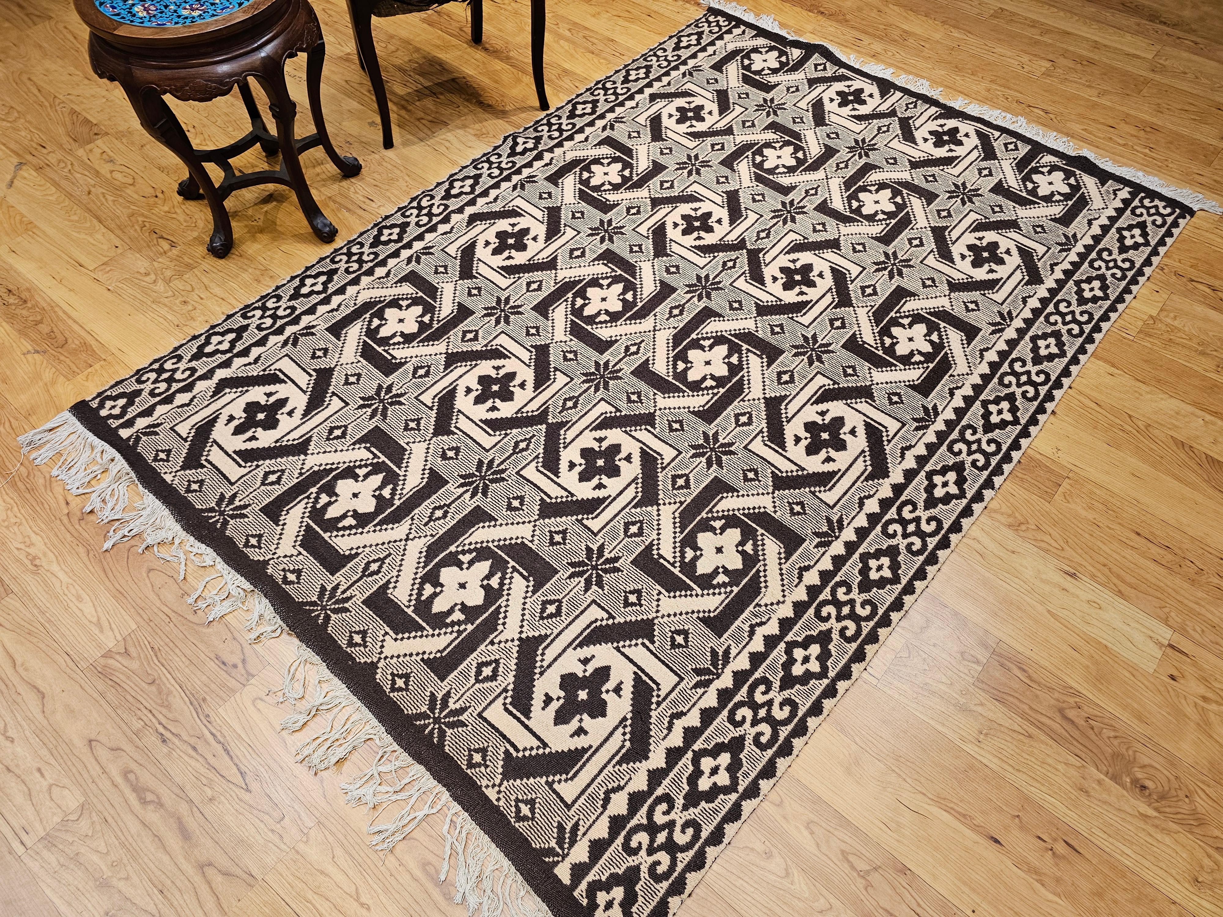 Vintage Southwestern Hand Woven Flat Weave Kilim Area Rug in Gray, Ivory & Brown For Sale 5