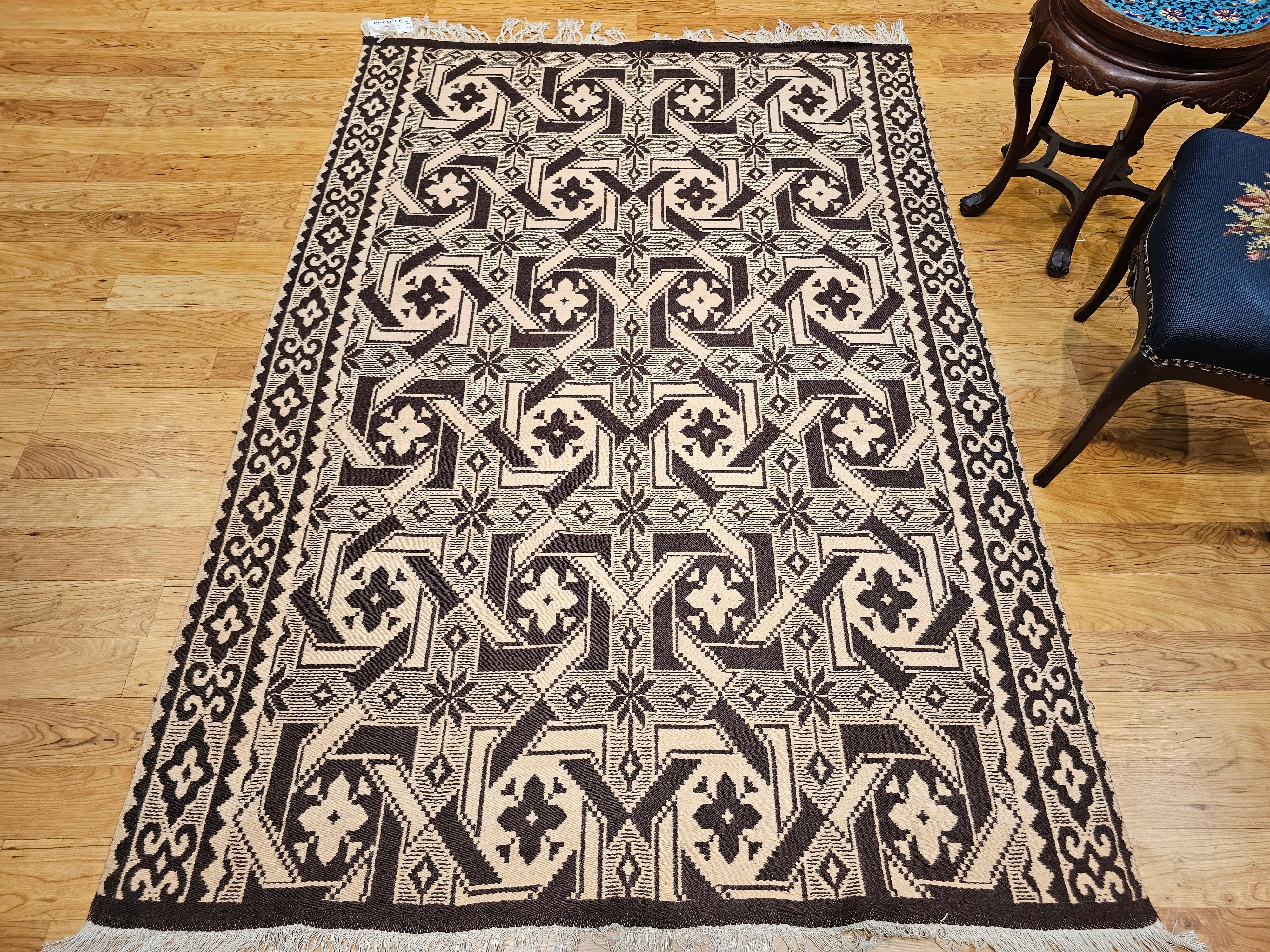 Vintage Southwestern Hand Woven Flat Weave Kilim Area Rug in Gray, Ivory & Brown For Sale 1