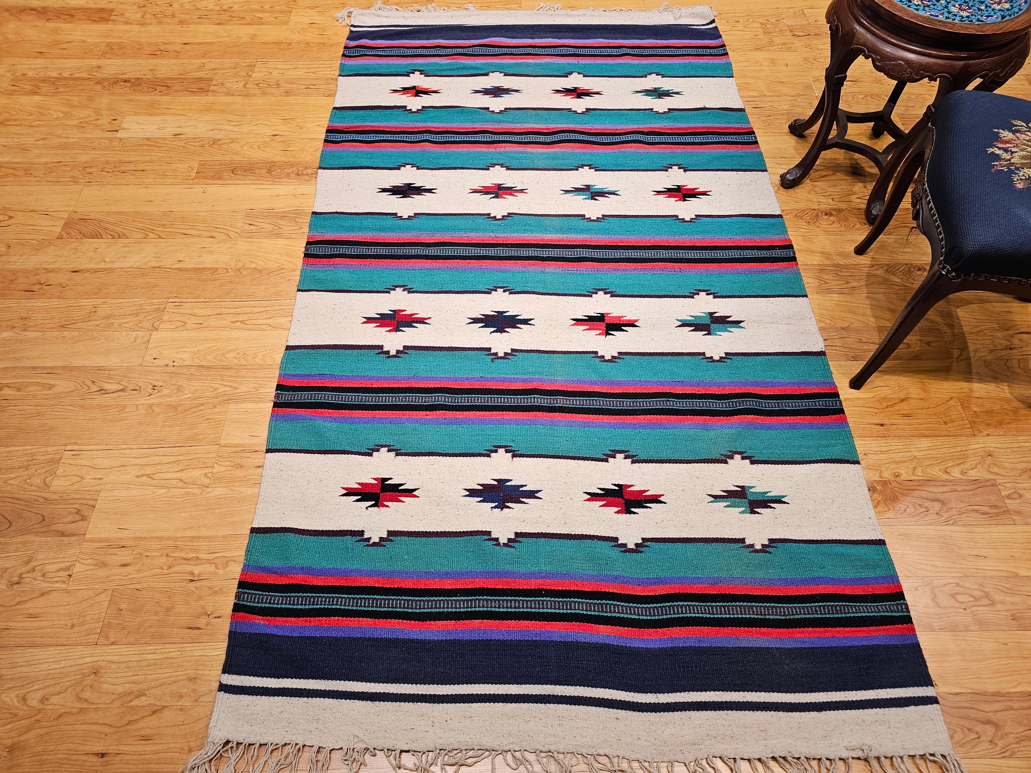 Rug & Kilim Vintage Américain du Sud-Ouest en Ivoire, Vert, Rouge, Violet, Noir en vente 3