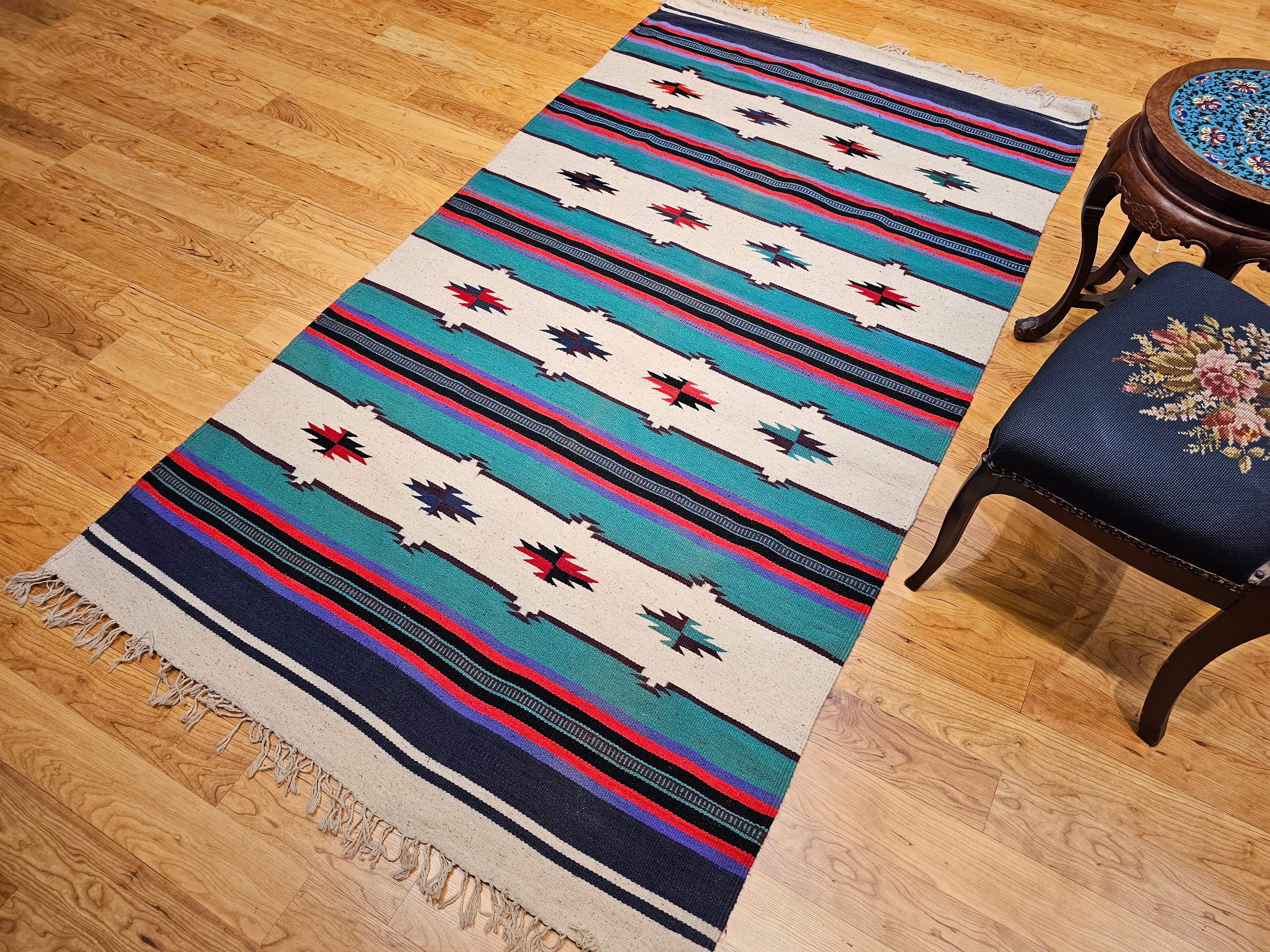 Rug & Kilim Vintage Américain du Sud-Ouest en Ivoire, Vert, Rouge, Violet, Noir en vente 4