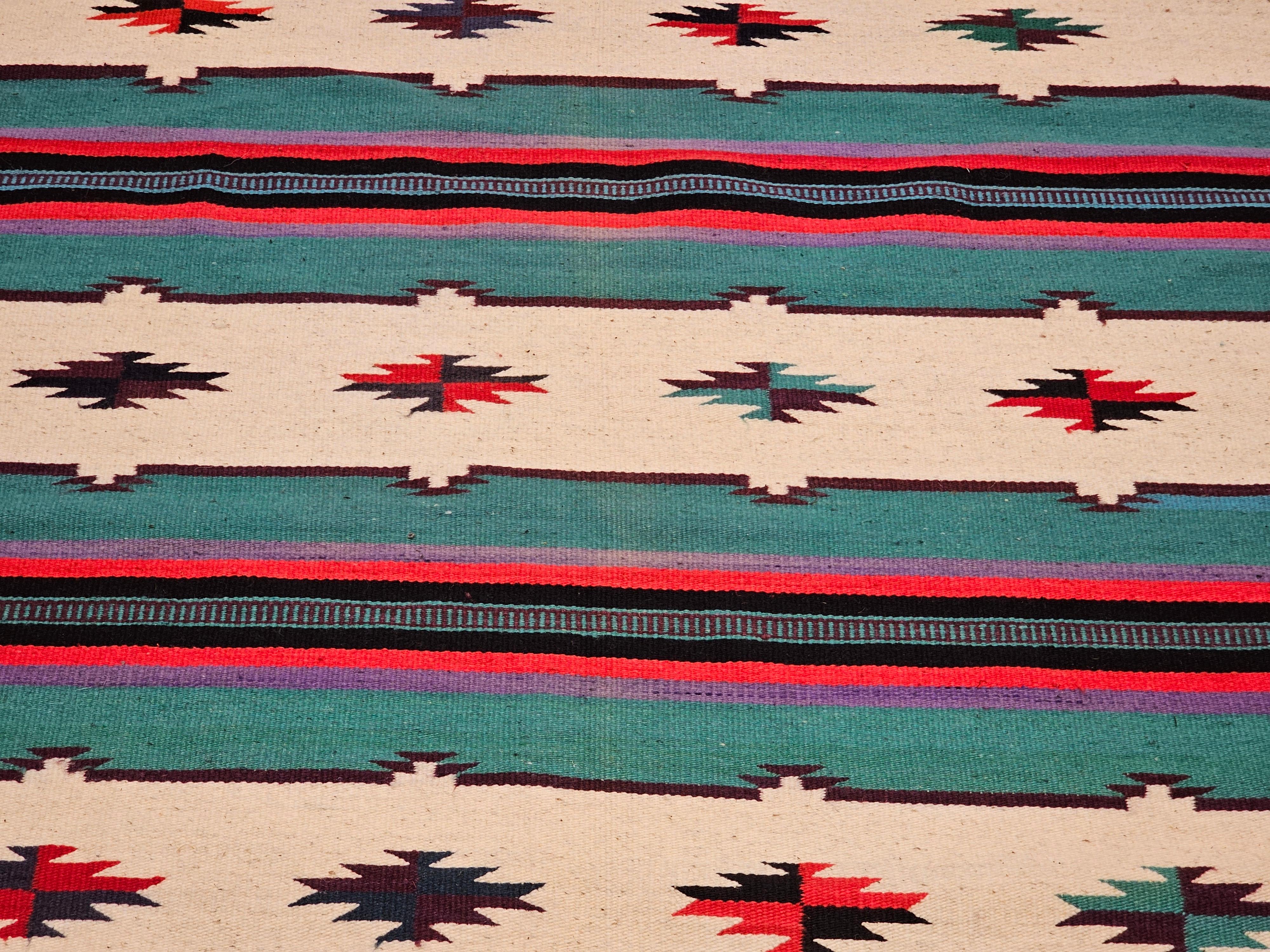 Mexicain Rug & Kilim Vintage Américain du Sud-Ouest en Ivoire, Vert, Rouge, Violet, Noir en vente