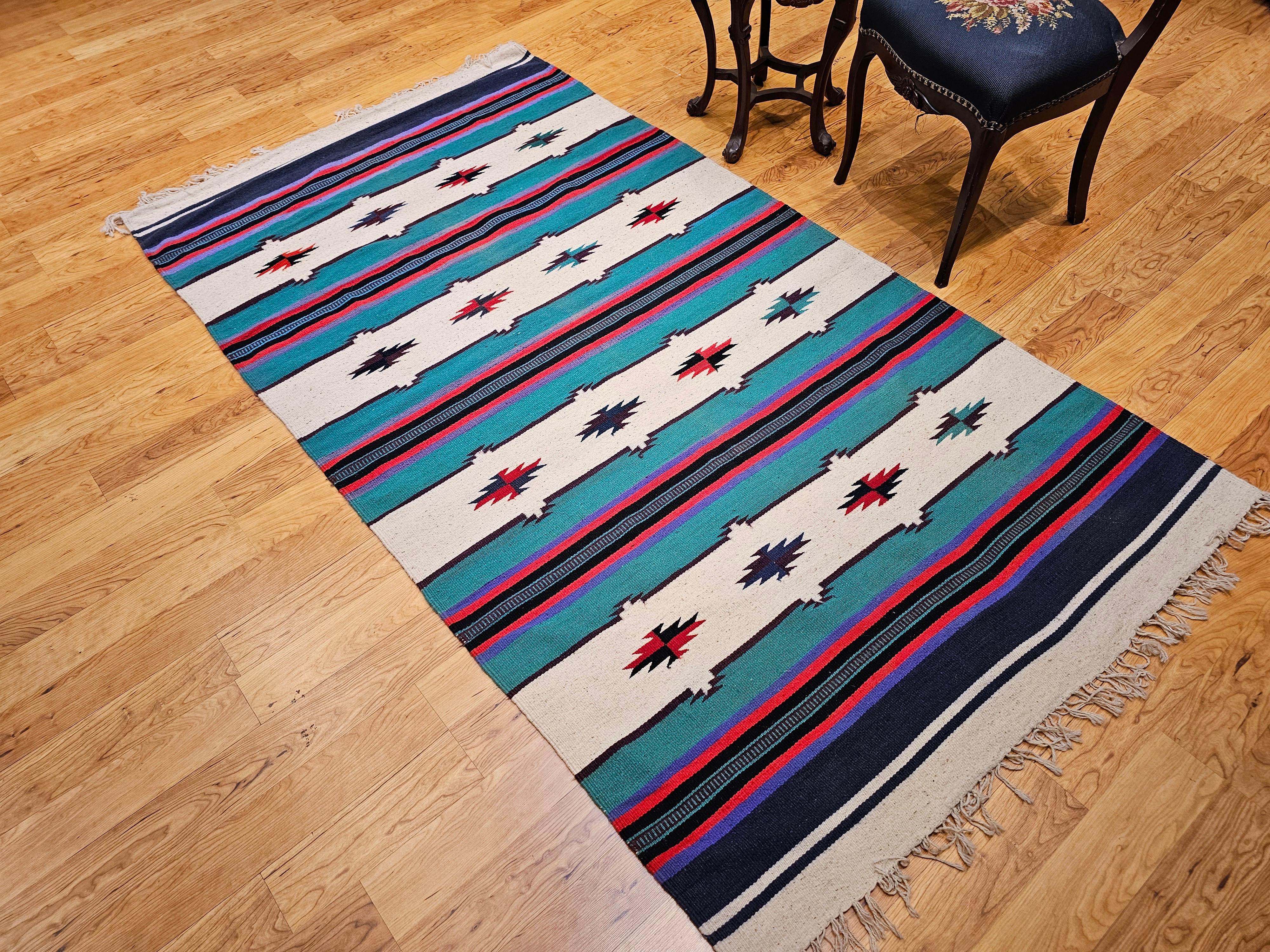 Rug & Kilim Vintage Américain du Sud-Ouest en Ivoire, Vert, Rouge, Violet, Noir en vente 2