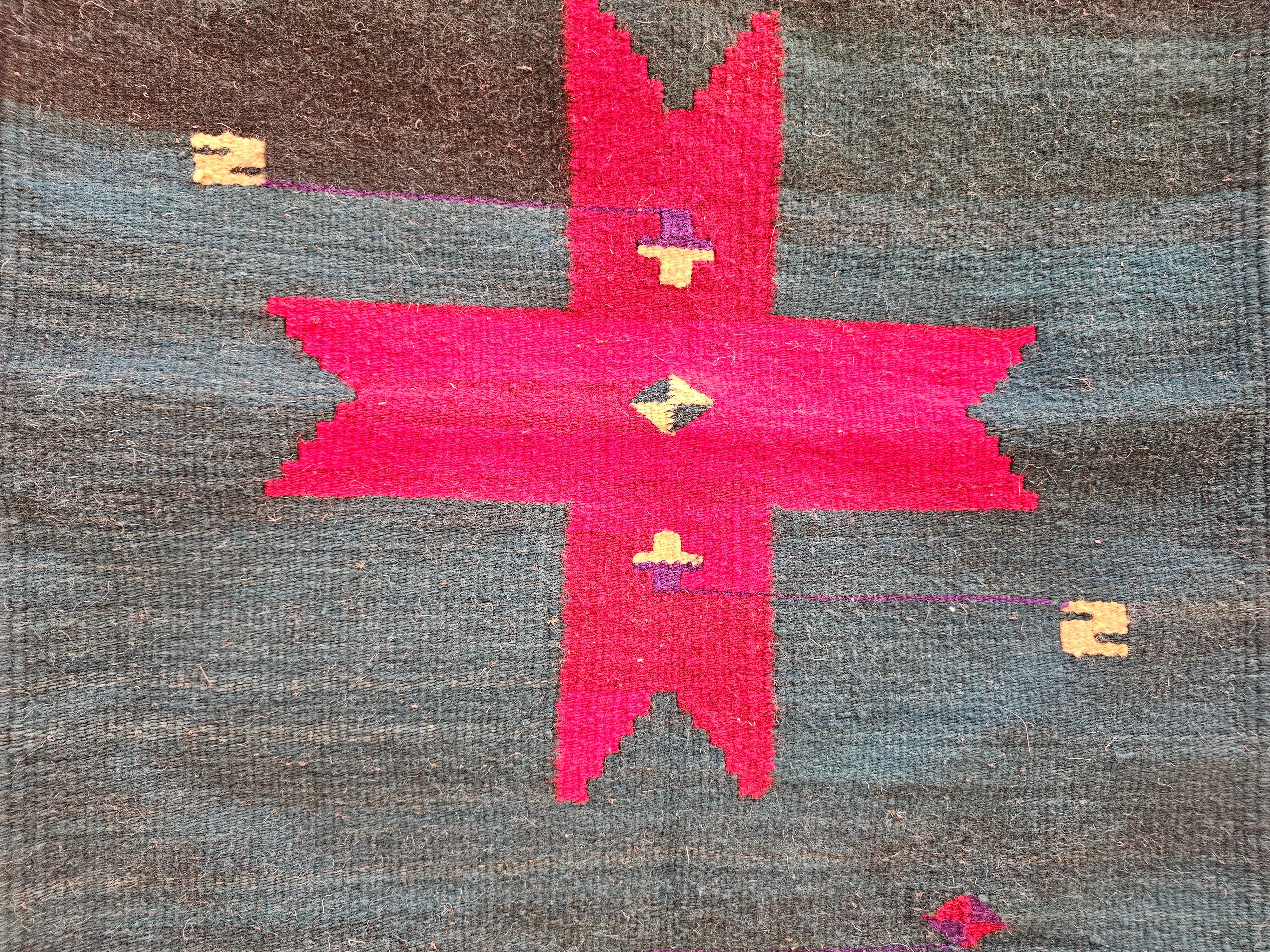20th Century Vintage American Southwestern Kilim Area Rug in Dark Green with Red Medallion For Sale