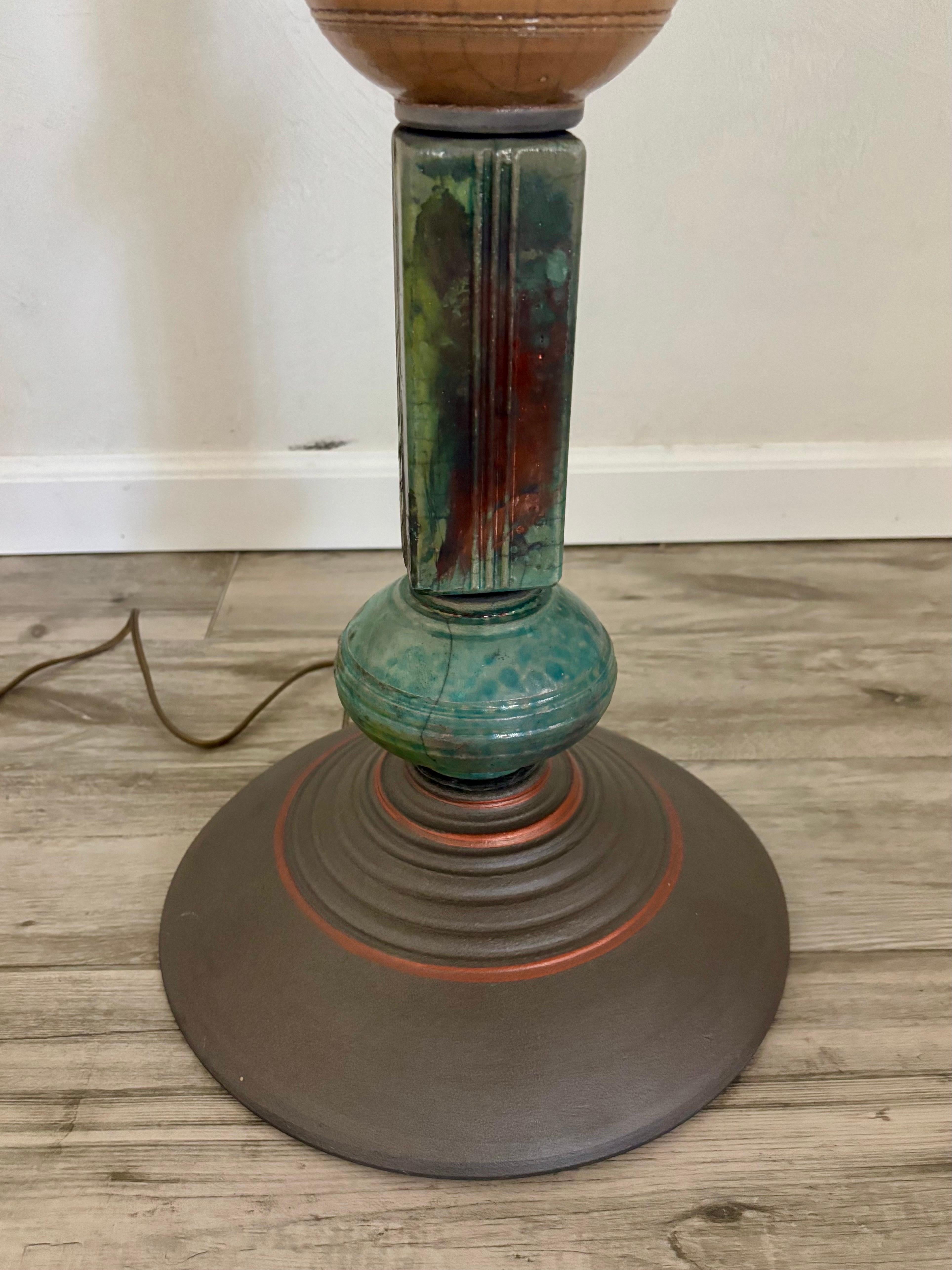 Lampada da terra impilata scultorea in ceramica di Studio A vintage in vendita 2