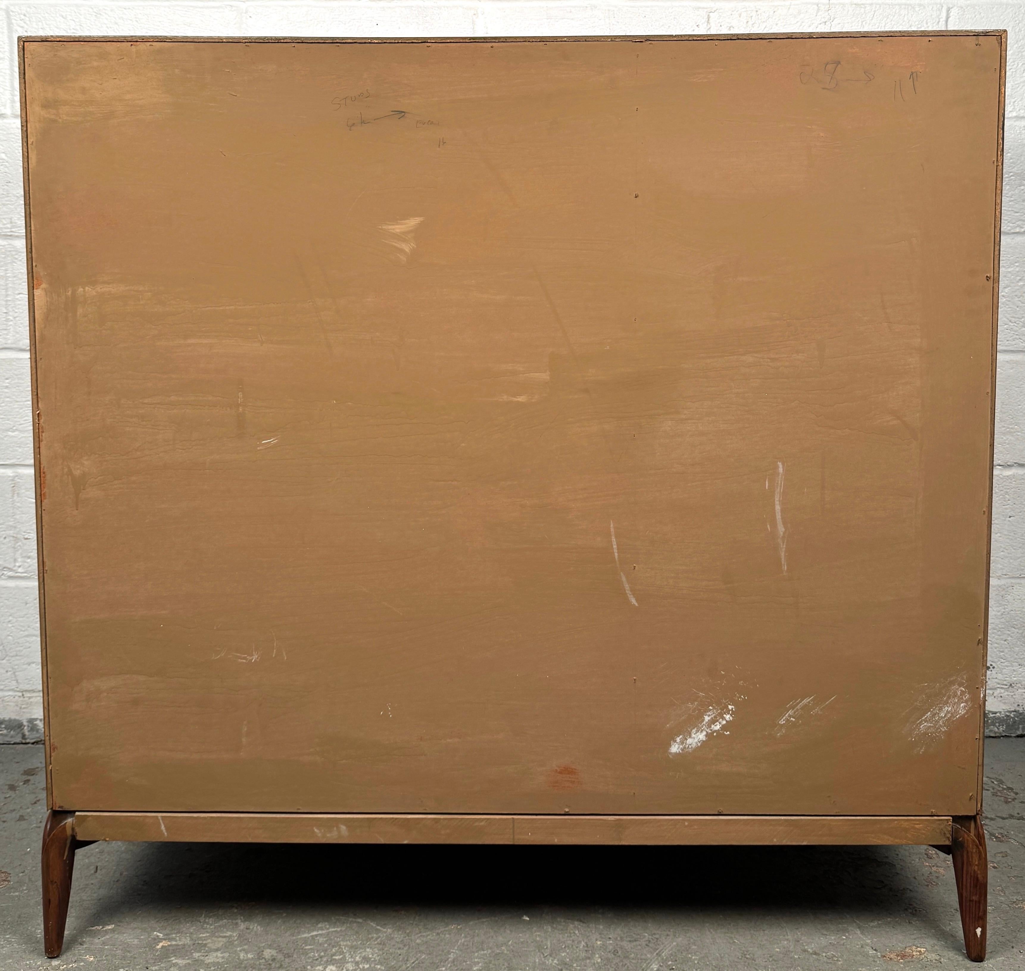 Comò Highboy in noce americano vintage in vendita 11