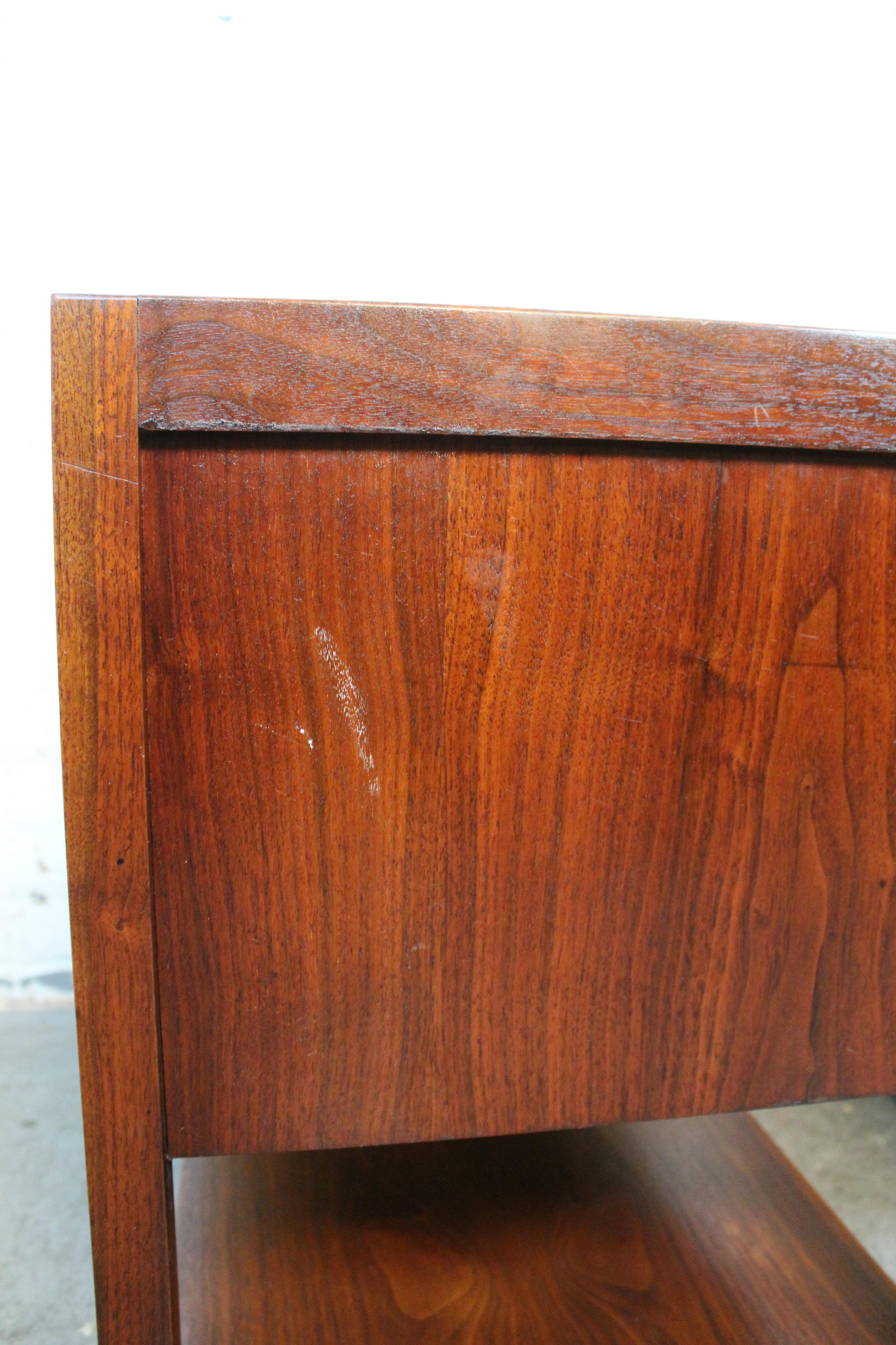 Vintage American Walnut + Leather Nightstands by Dillingham For Sale 3