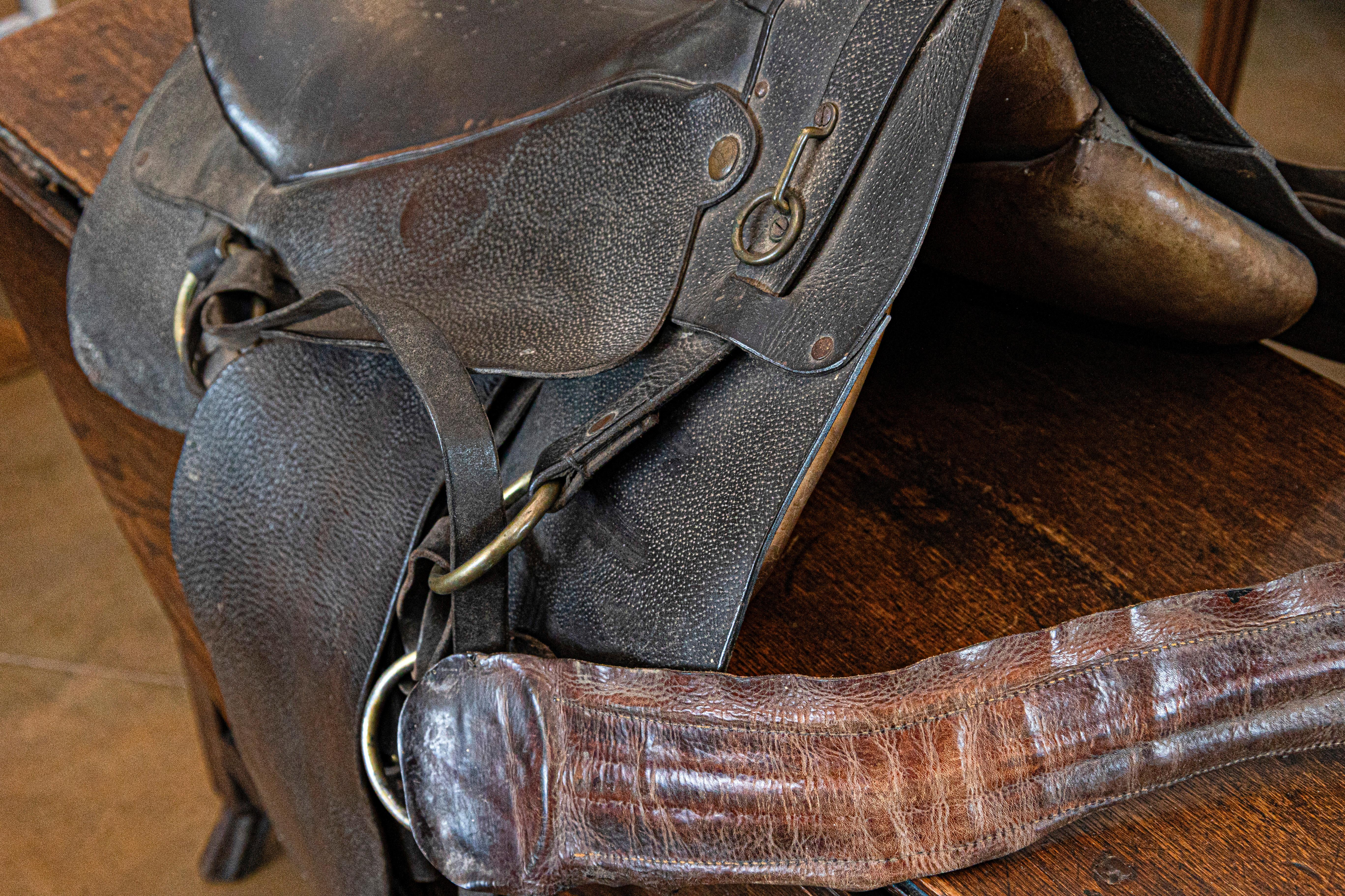 20th Century Vintage American Western Style Leather Saddle with Weathered Patina For Sale