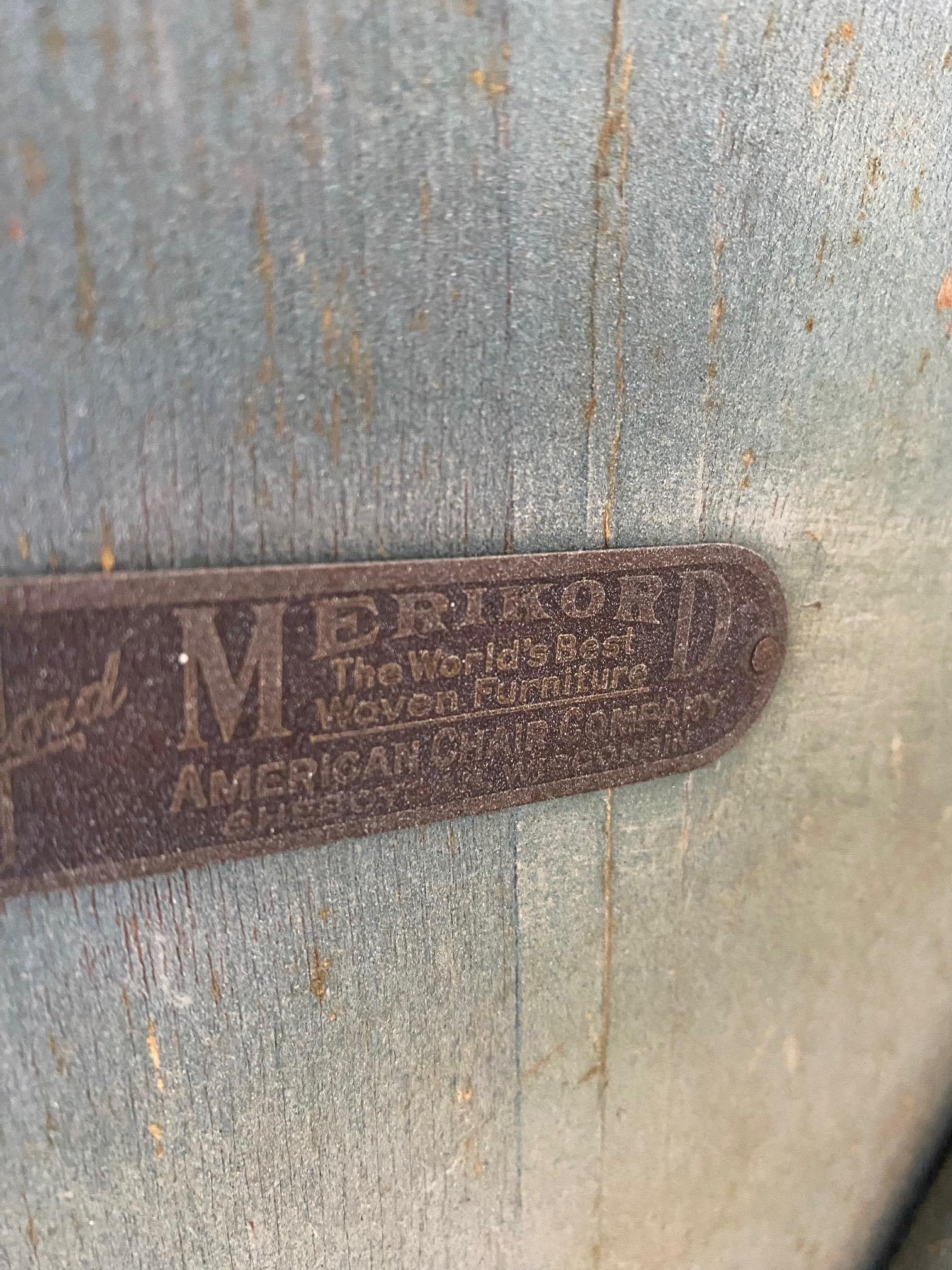 Vintage American Wicker Company Weiß lackiert Oval Esstisch (amerikanisch) im Angebot