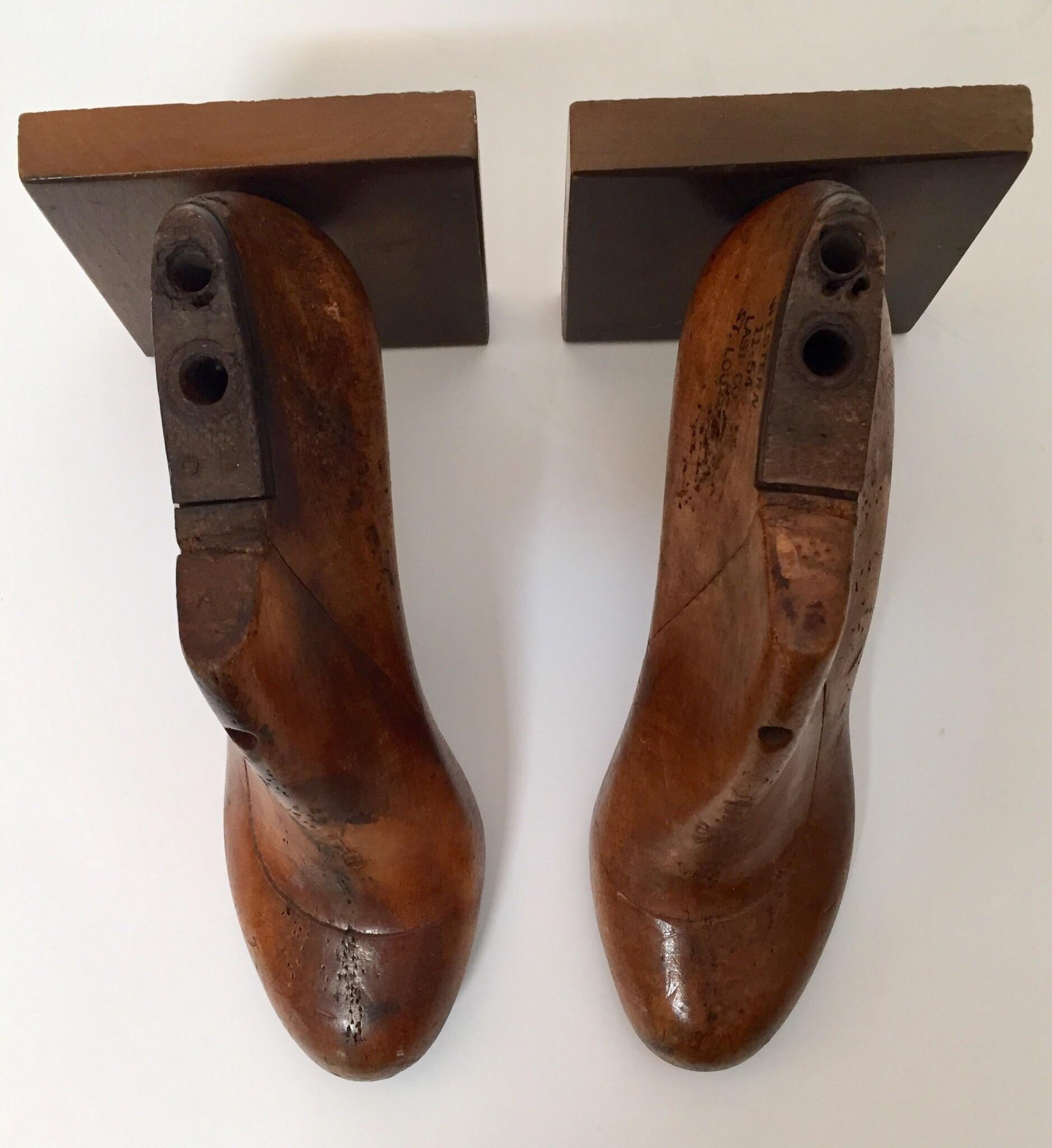Vintage American Wood Shoe Molds by Western & Co Saint Louis Bookends 10