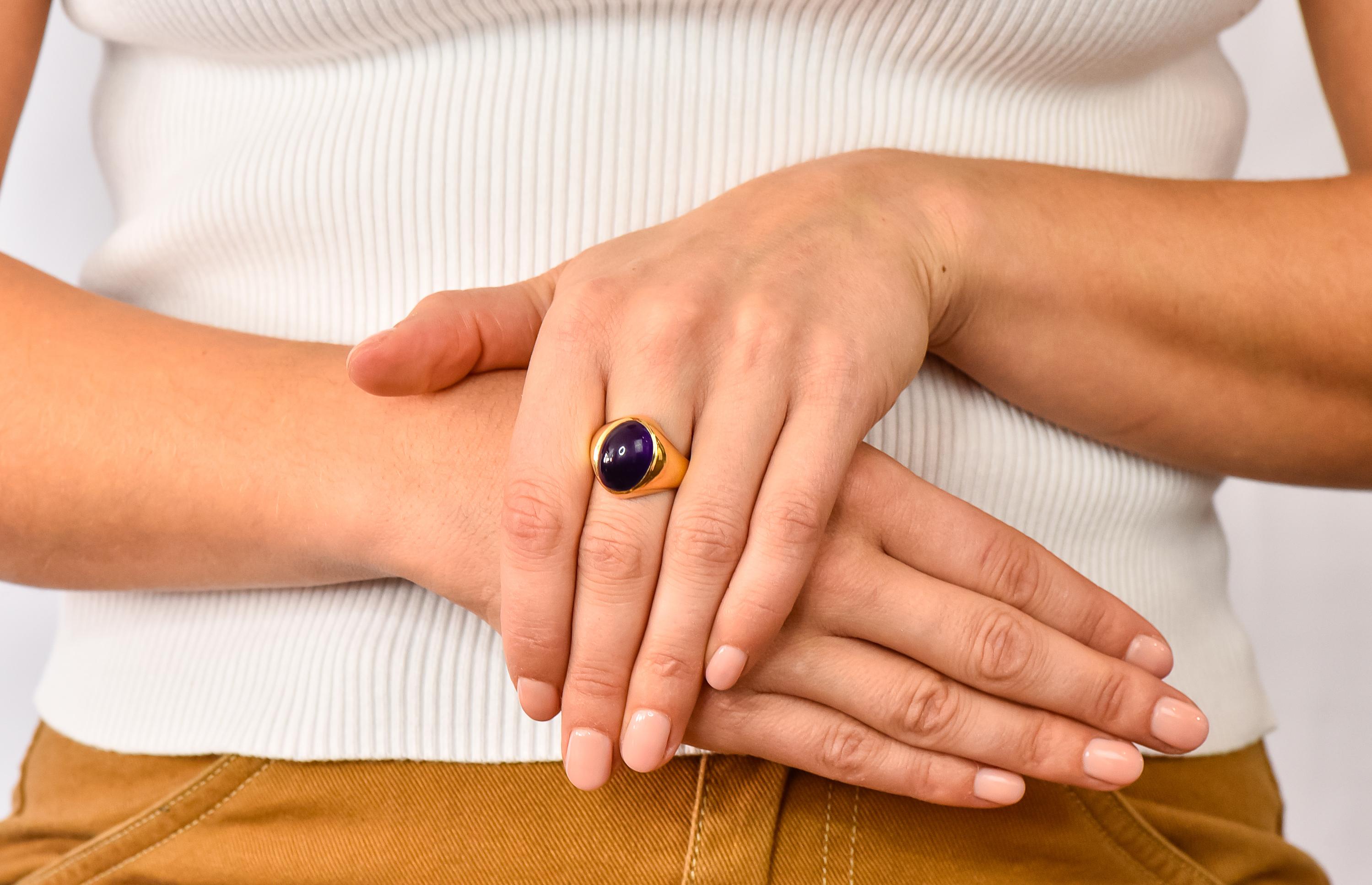 Vintage Amethyst 14 Karat Gold Cabochon Unisex Ring 6