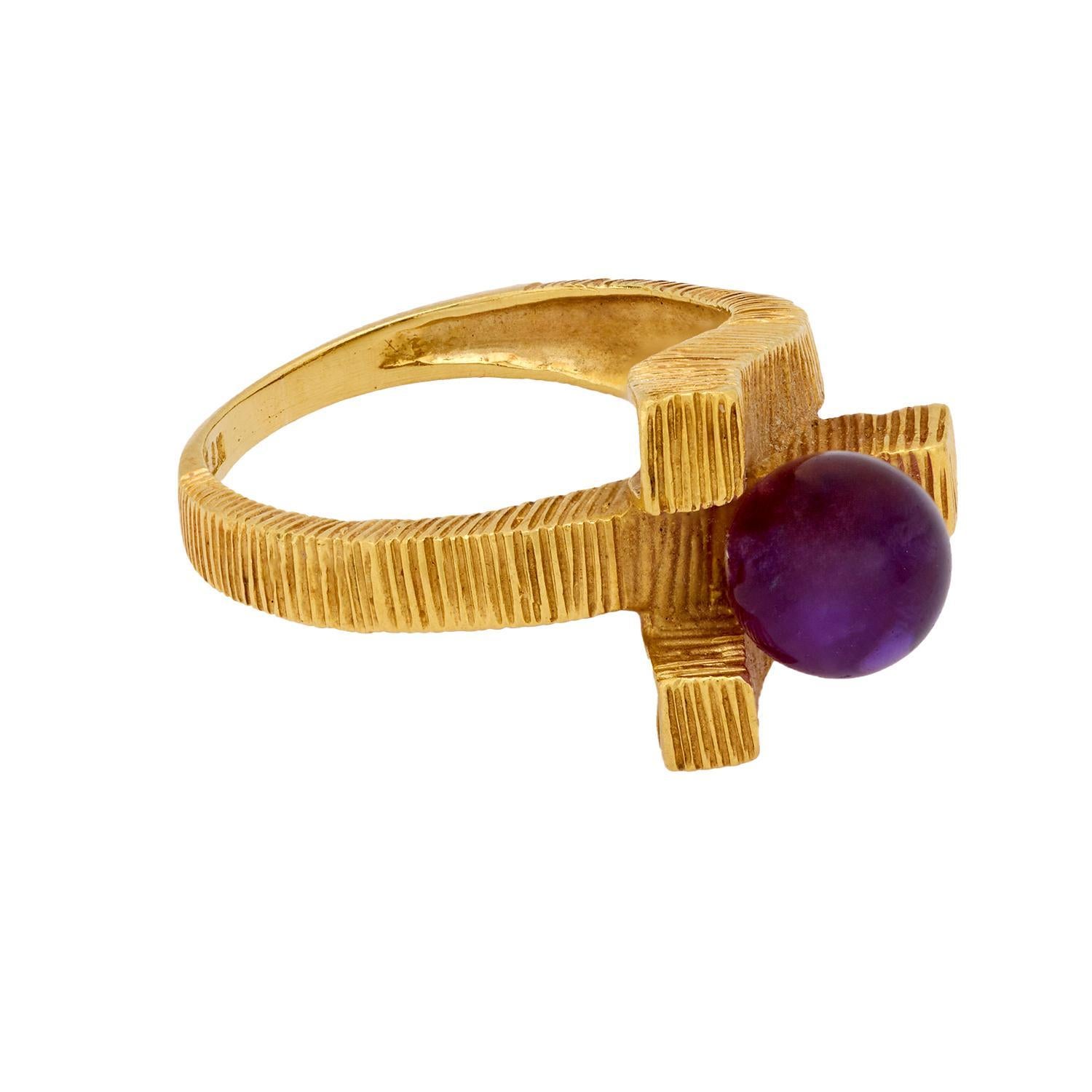 Bague vintage en or jaune 18k avec améthyste Bon état - En vente à Beverly Hills, CA