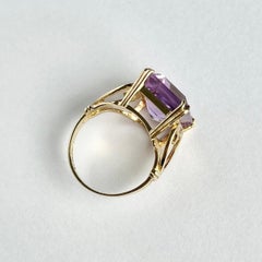 Vintage-Cocktailring mit Amethyst und 9 Karat Gold
