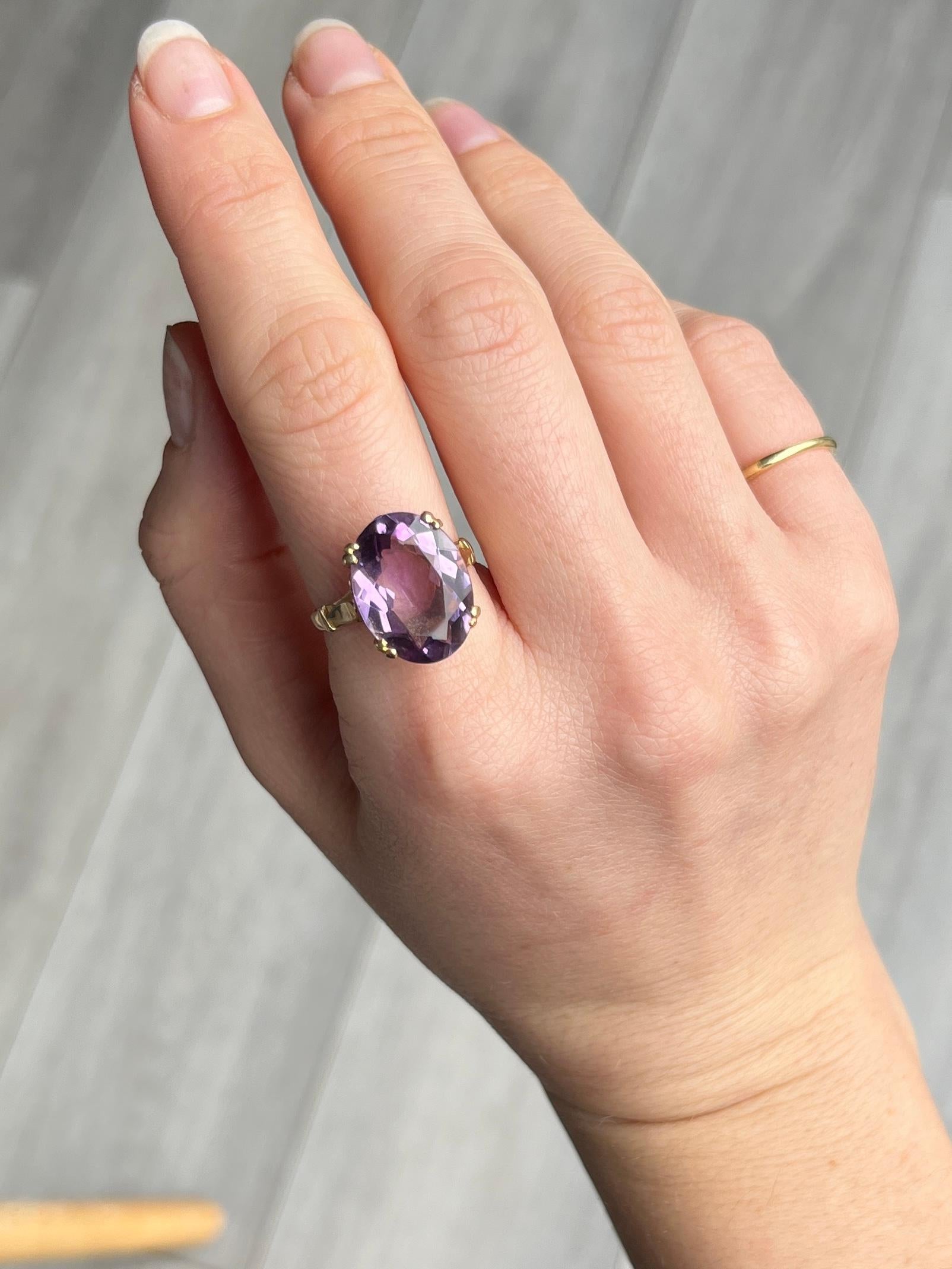 Oval Cut Vintage Amethyst and 9 Carat Gold Cocktail Ring For Sale