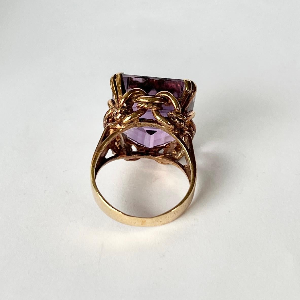 Vintage-Cocktailring mit Amethyst und 9 Karat Gold Damen