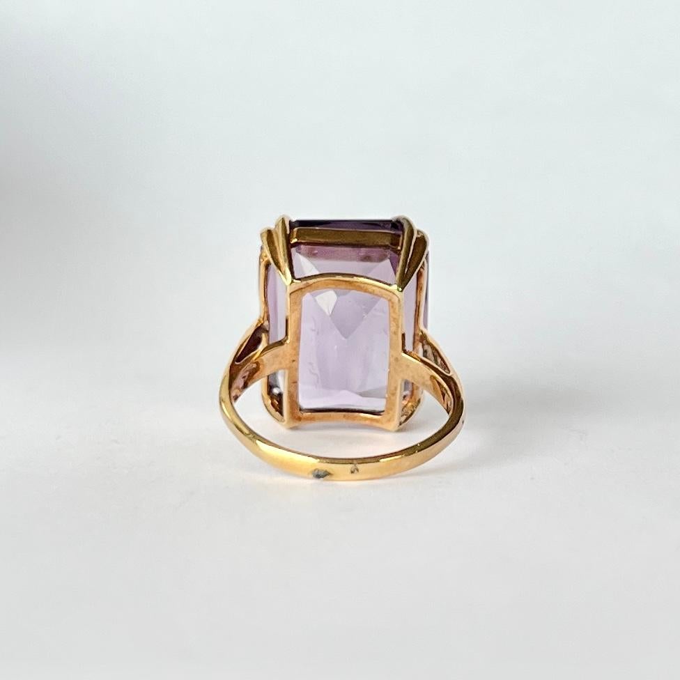 Vintage Amethyst and 9 Carat Gold Cocktail Ring In Good Condition For Sale In Chipping Campden, GB