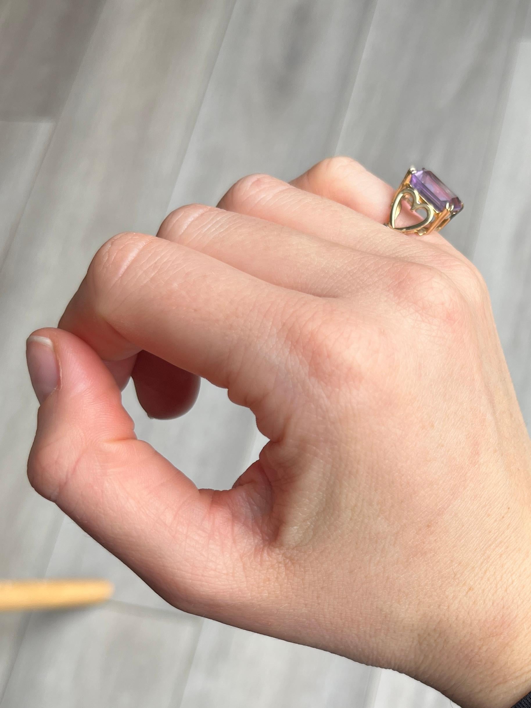 Women's Vintage Amethyst and 9 Carat Gold Cocktail Ring For Sale