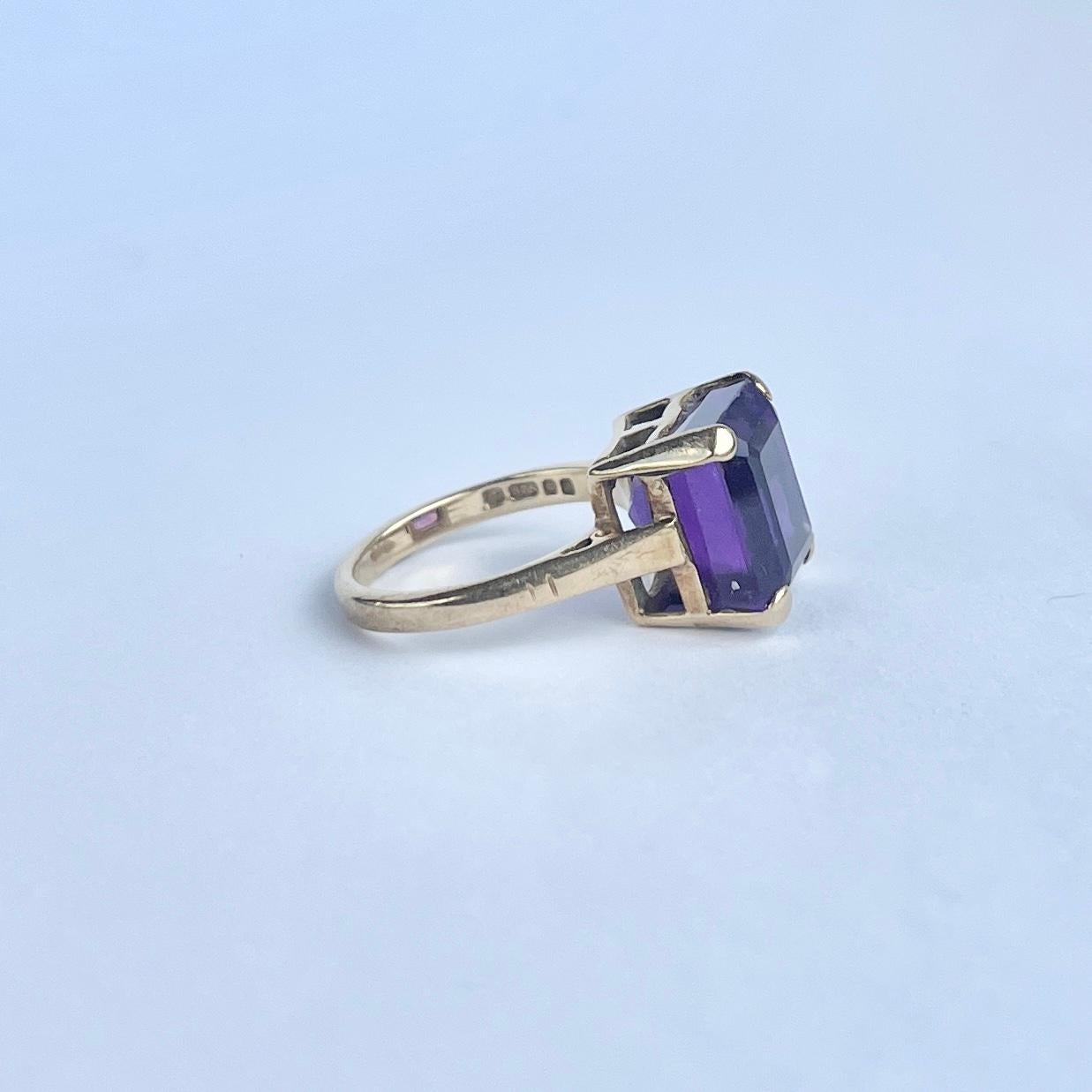 Bague cocktail vintage en or 9 carats et améthyste en vente 1