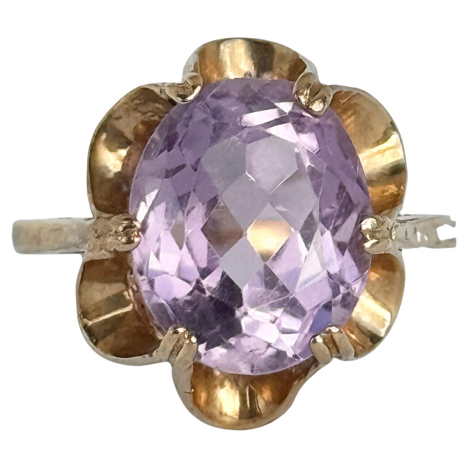 Vintage-Cocktailring mit Amethyst und 9 Karat Gold
