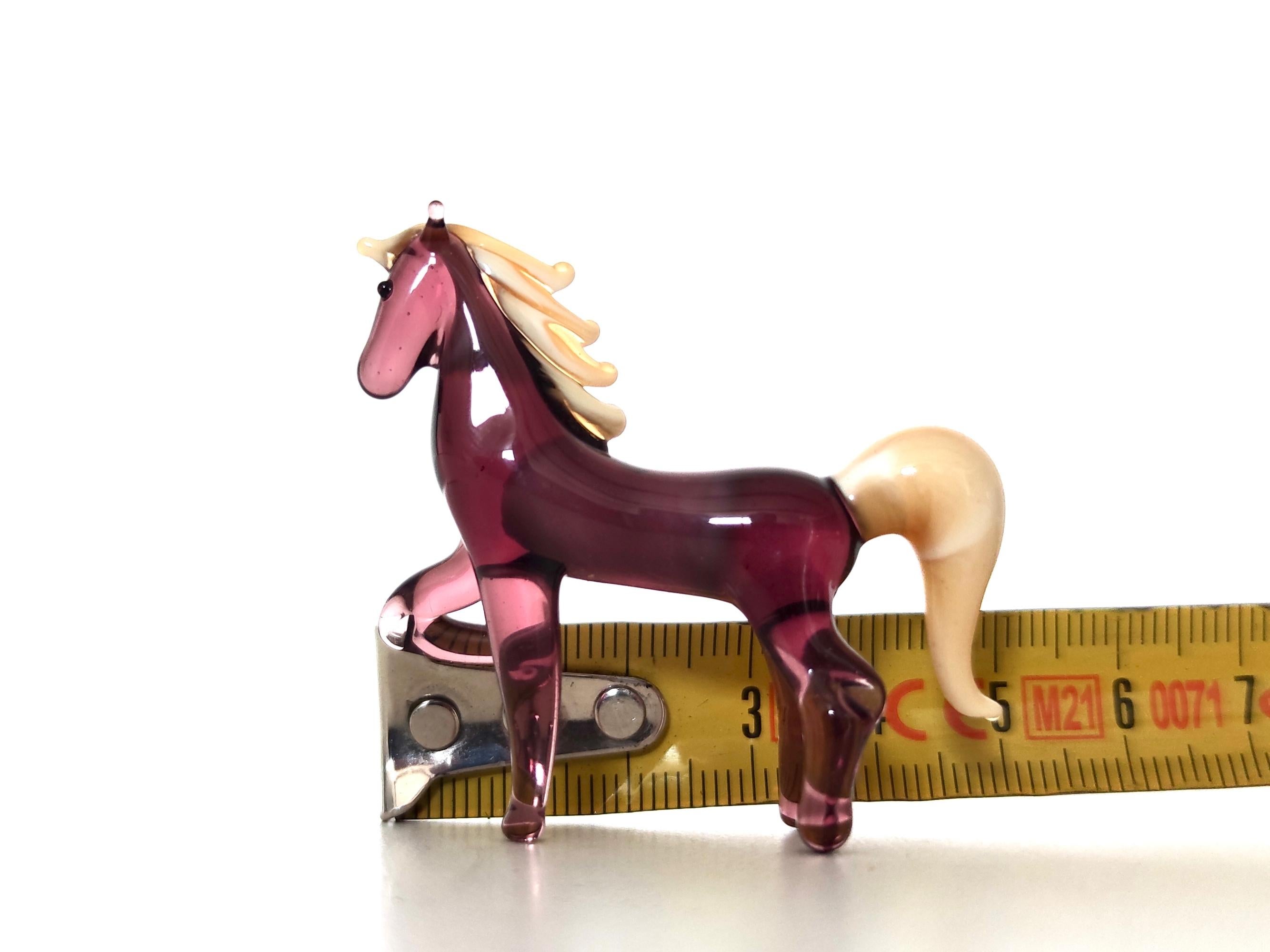 Vintage Amethyst and Cream Murano Glass Miniature Horse, Italy For Sale 4