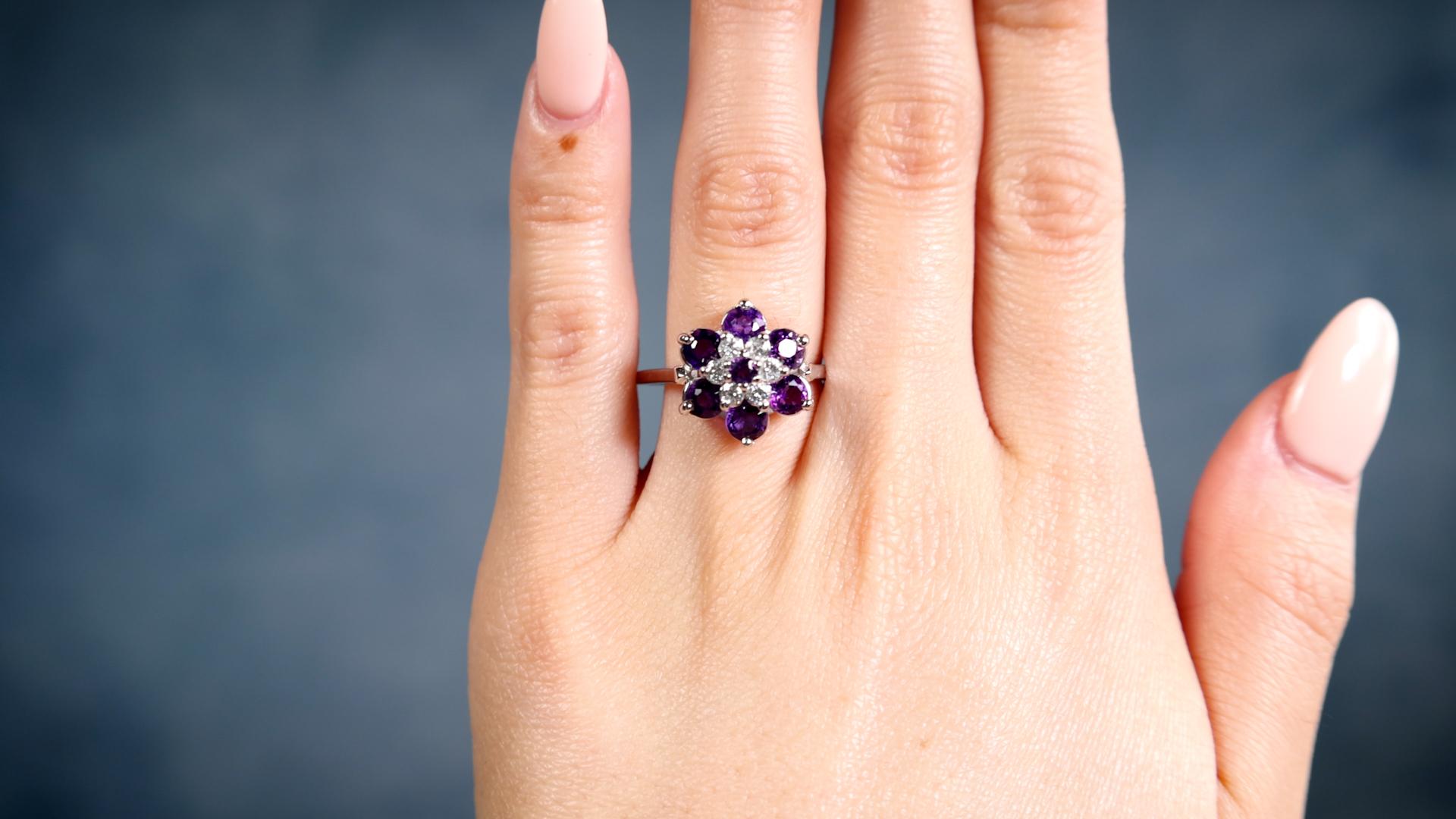 Brilliant Cut Vintage Amethyst and Diamond 14k White Gold Flower Ring For Sale