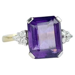 Anello vintage con ametista e diamante in oro 18 carati