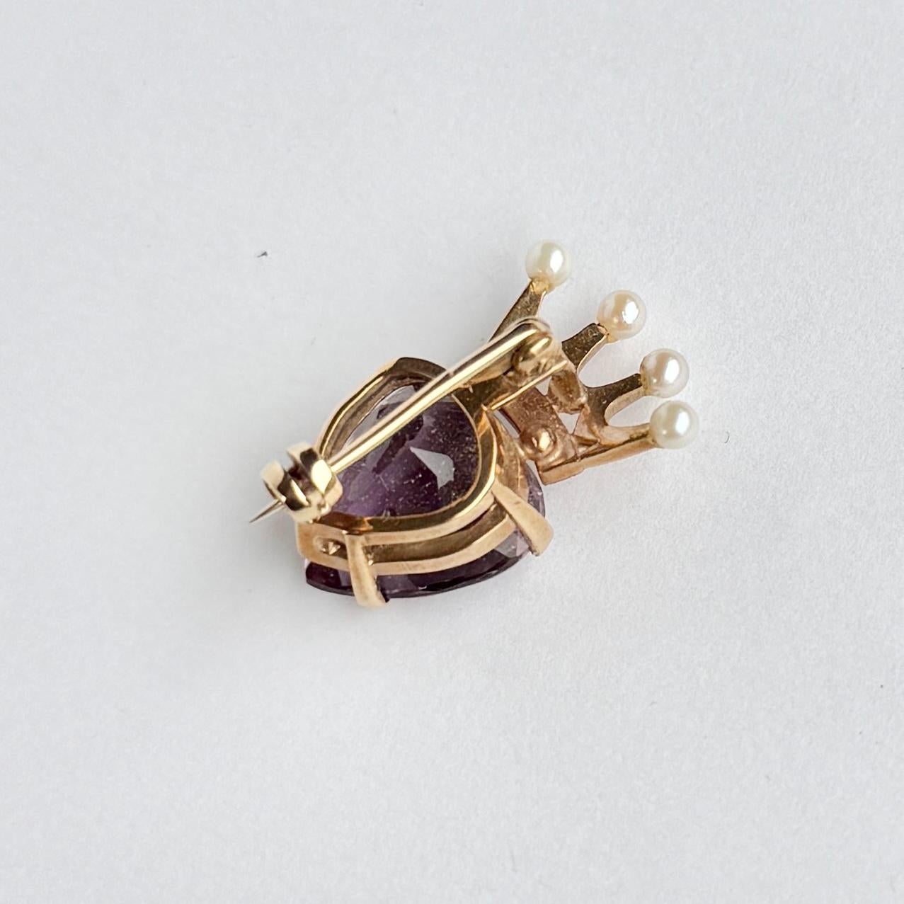 Modern Vintage Amethyst and Pearl 9 Carat Gold Pendant Brooch For Sale