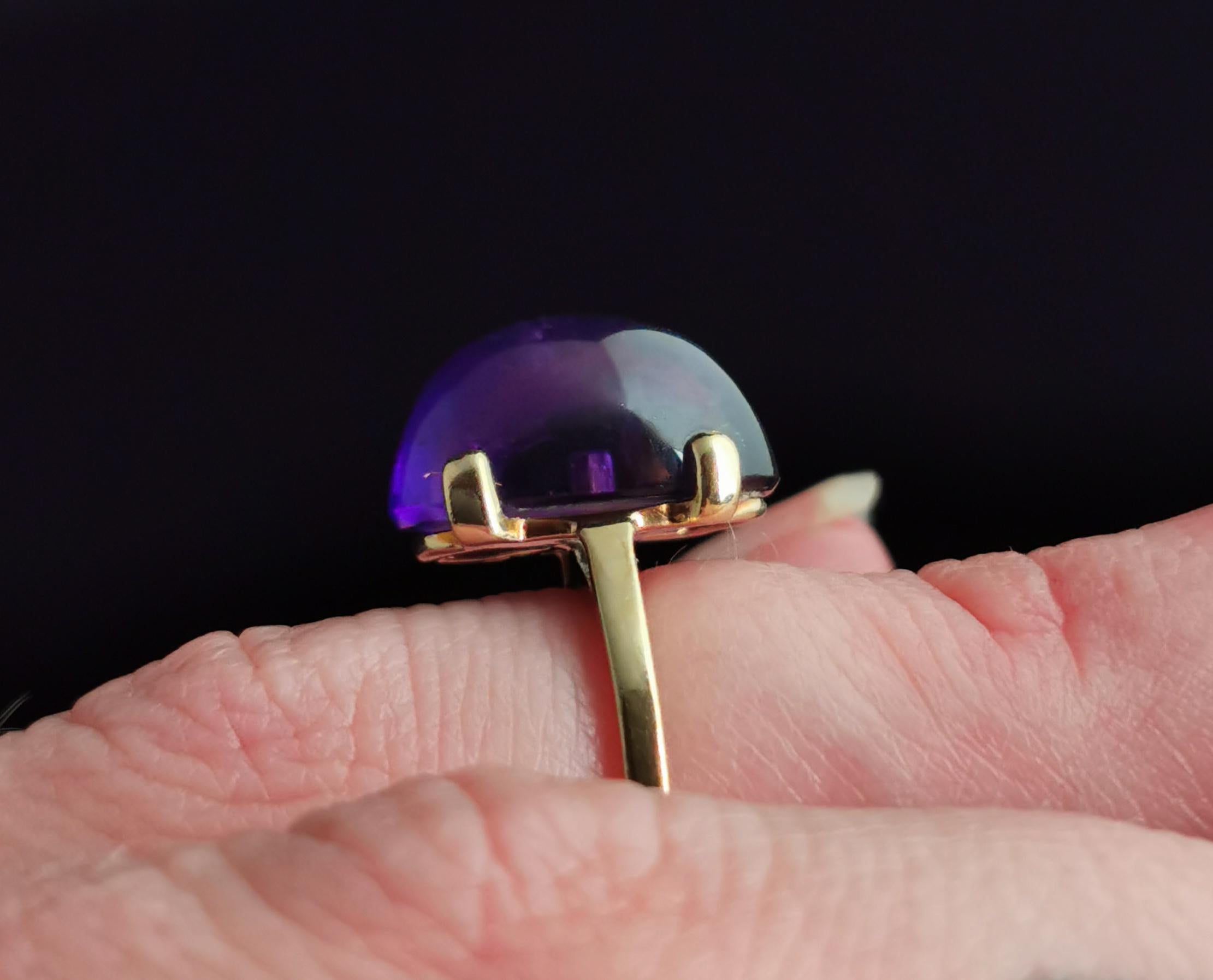 Vintage-Cocktailring mit Amethyst-Cabochon, 9 Karat Gelbgold, ca. 1970er Jahre 6