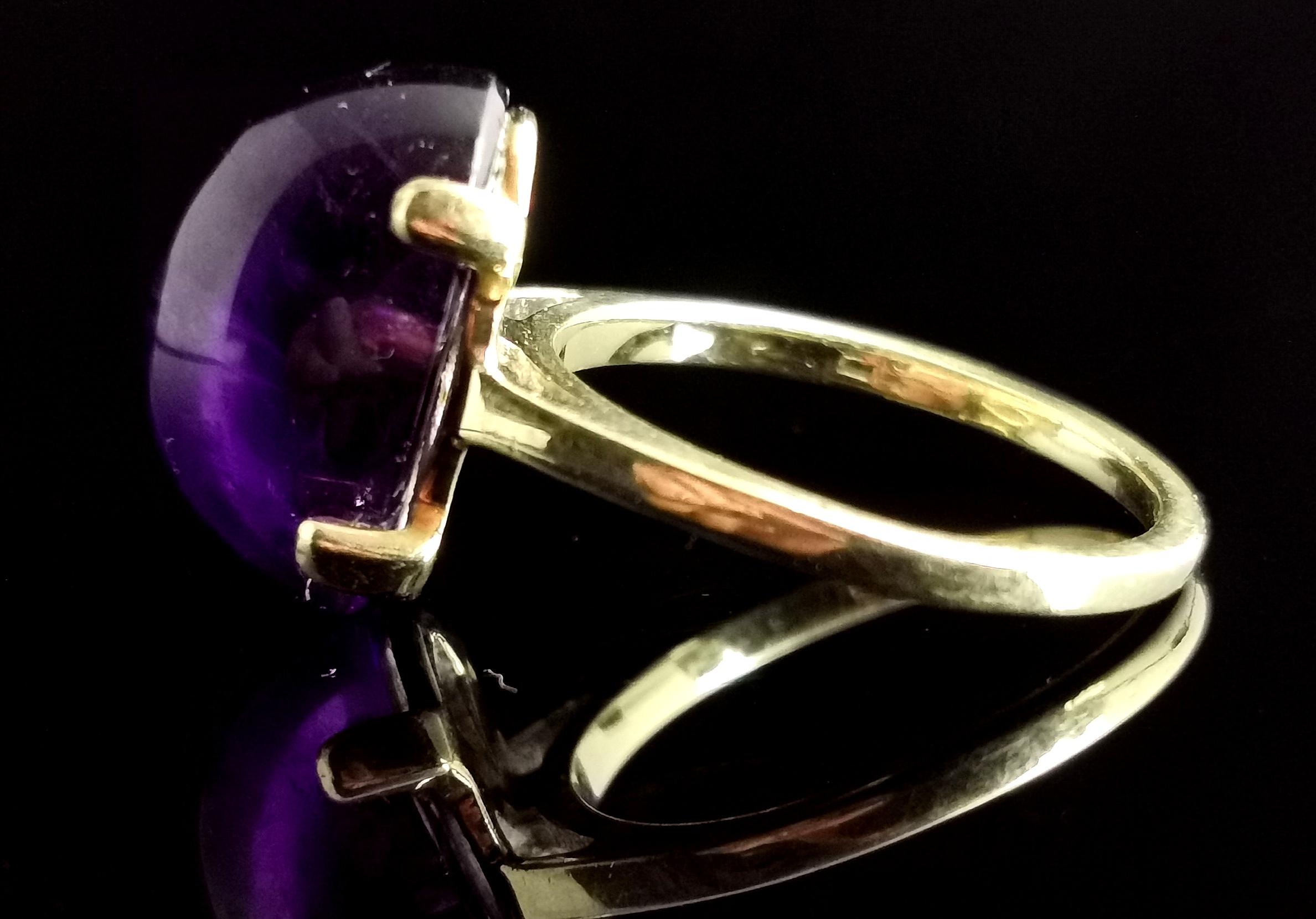 Vintage-Cocktailring mit Amethyst-Cabochon, 9 Karat Gelbgold, ca. 1970er Jahre Damen