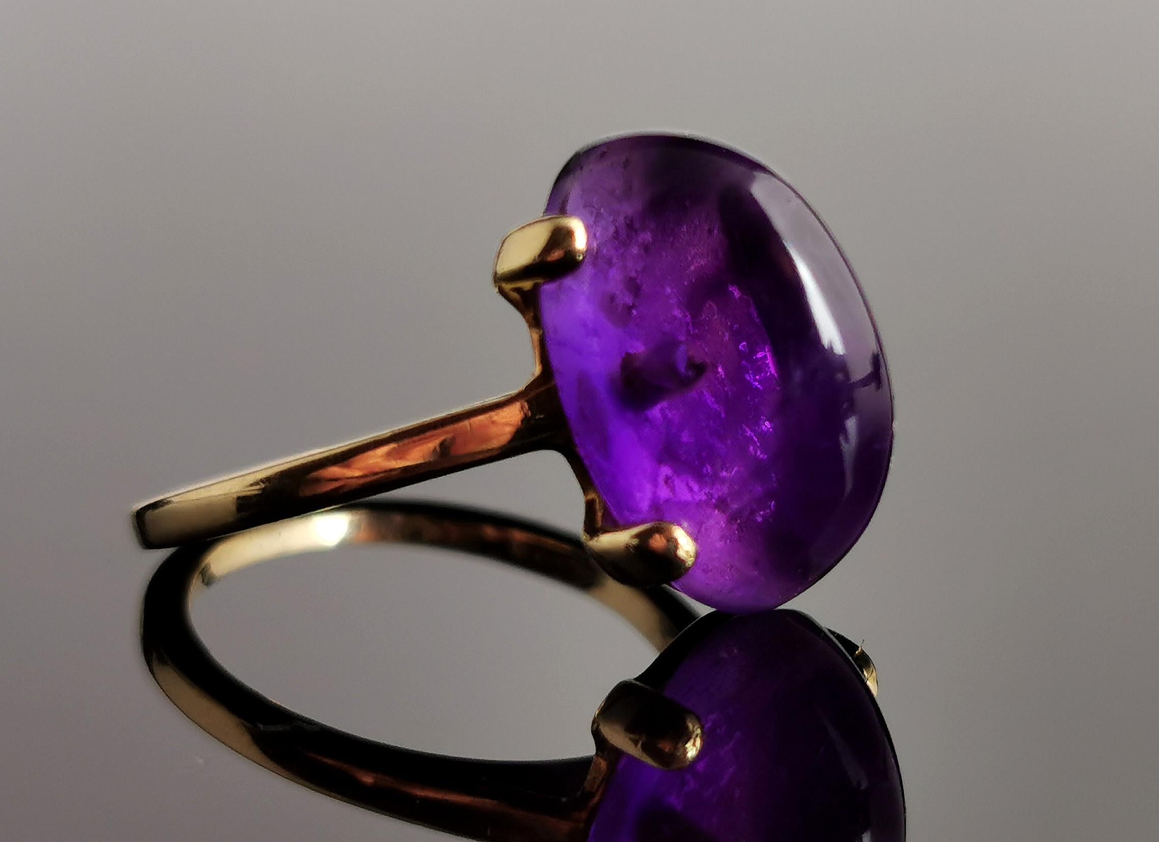 Vintage-Cocktailring mit Amethyst-Cabochon, 9 Karat Gelbgold, ca. 1970er Jahre 4