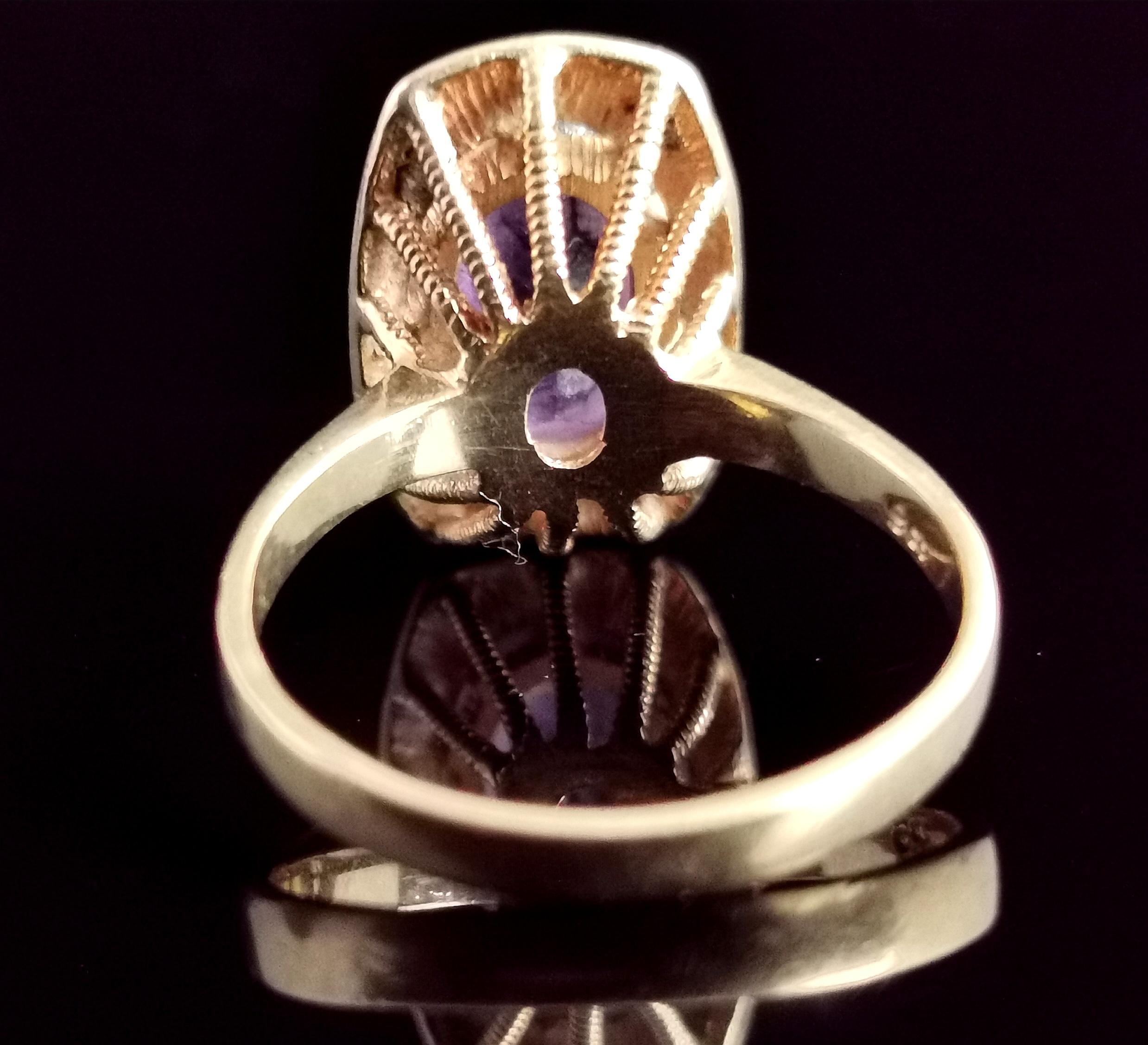 Vintage Amethyst Cocktail Ring, 9k Yellow Gold, 1970s In Good Condition In NEWARK, GB