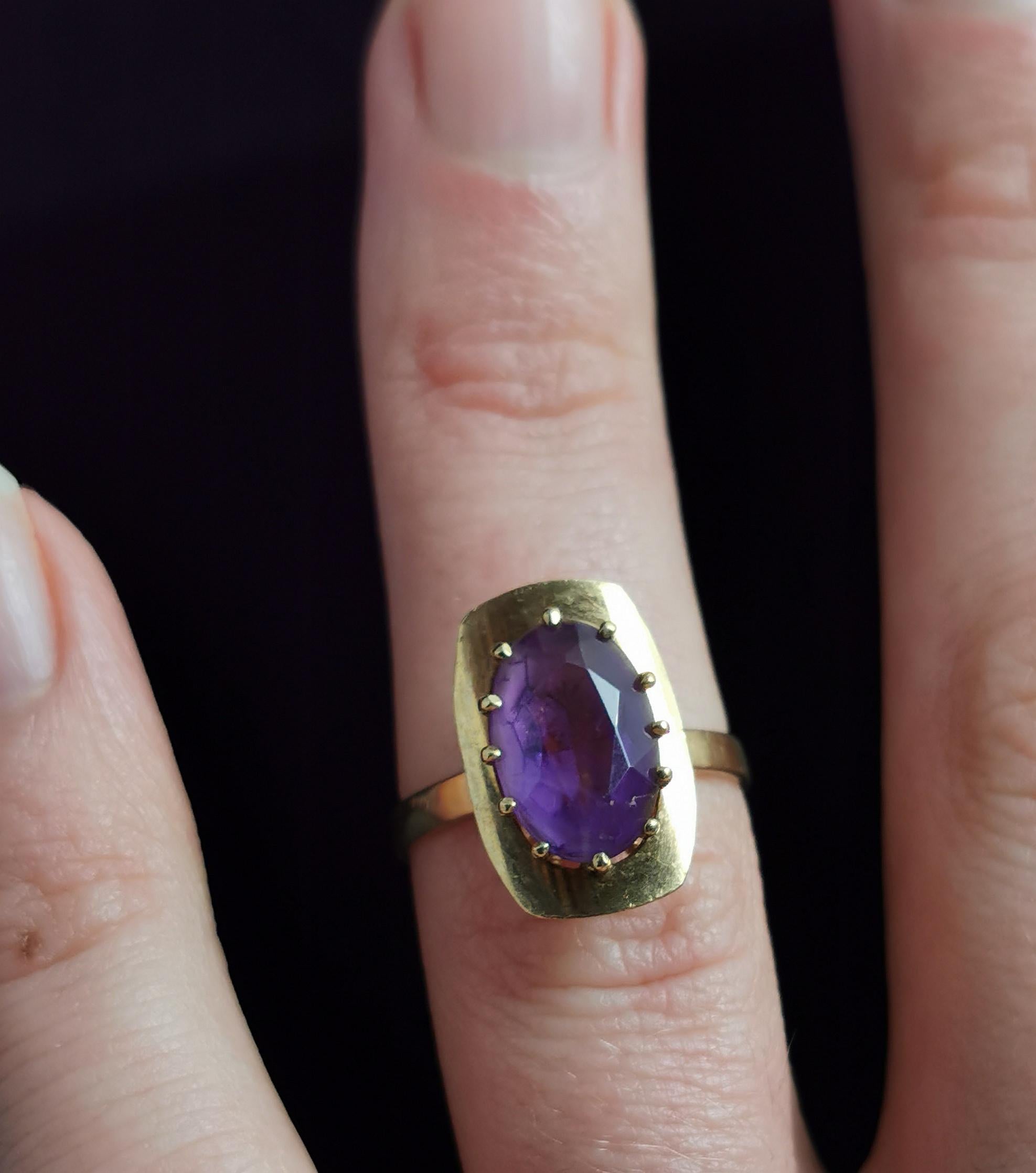 Vintage Amethyst Cocktail Ring, 9k Yellow Gold, 1970s 2