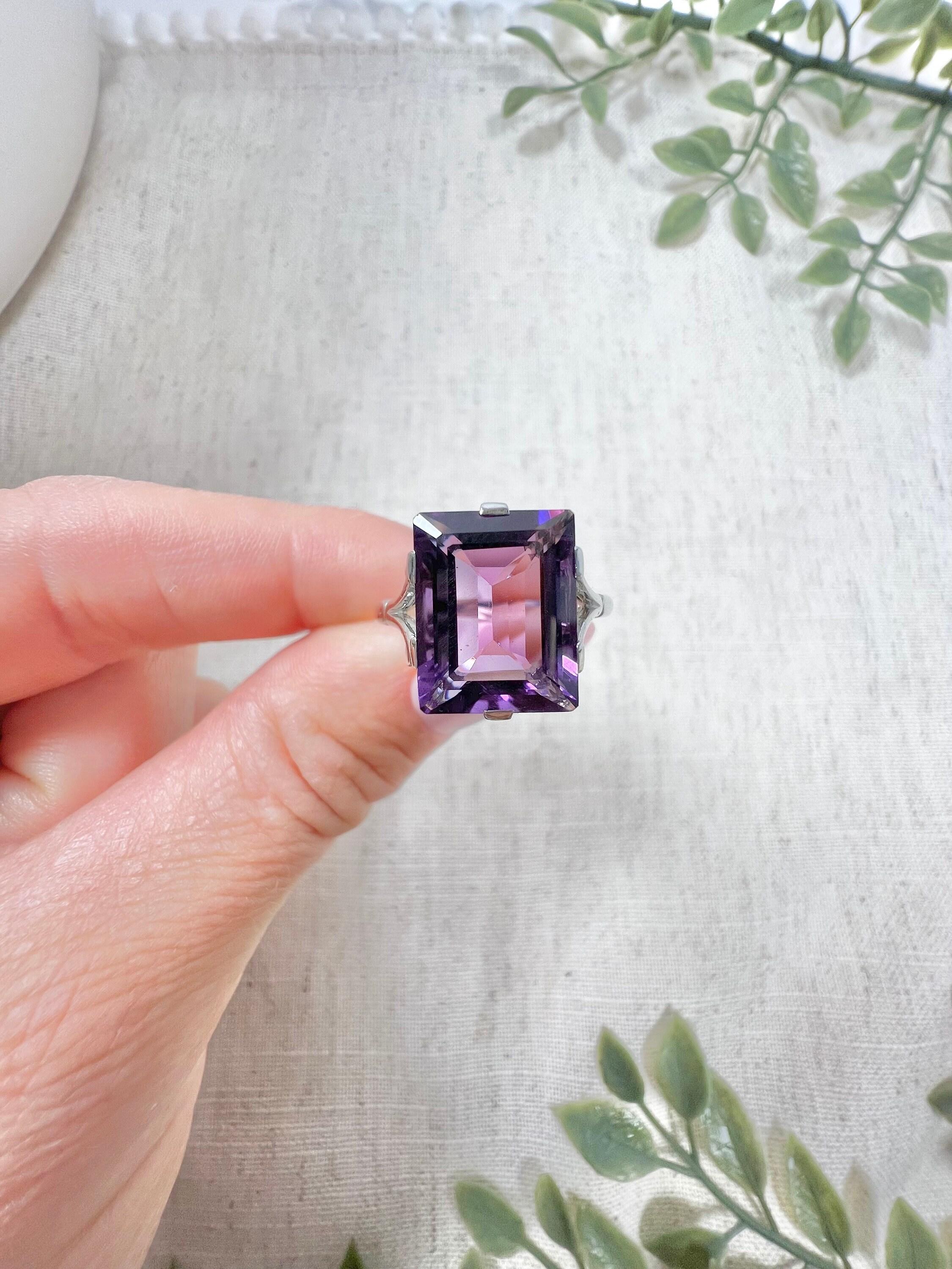 Vintage Amethyst Cocktail Ring  Platinum Stamped Circa 1940’s For Sale 5