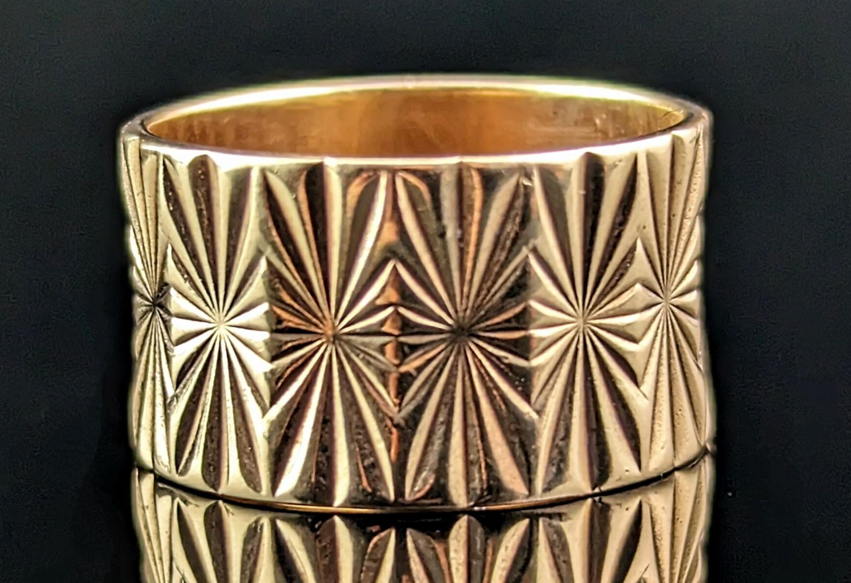 Women's or Men's Vintage Amethyst cocktail ring, Wide 9k gold band ring  For Sale