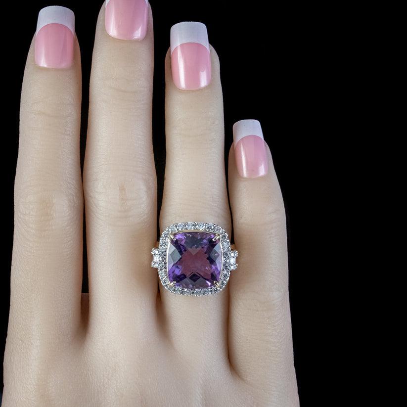 Vintage Amethyst Diamond Cocktail Ring in 12ct Amethyst For Sale 2