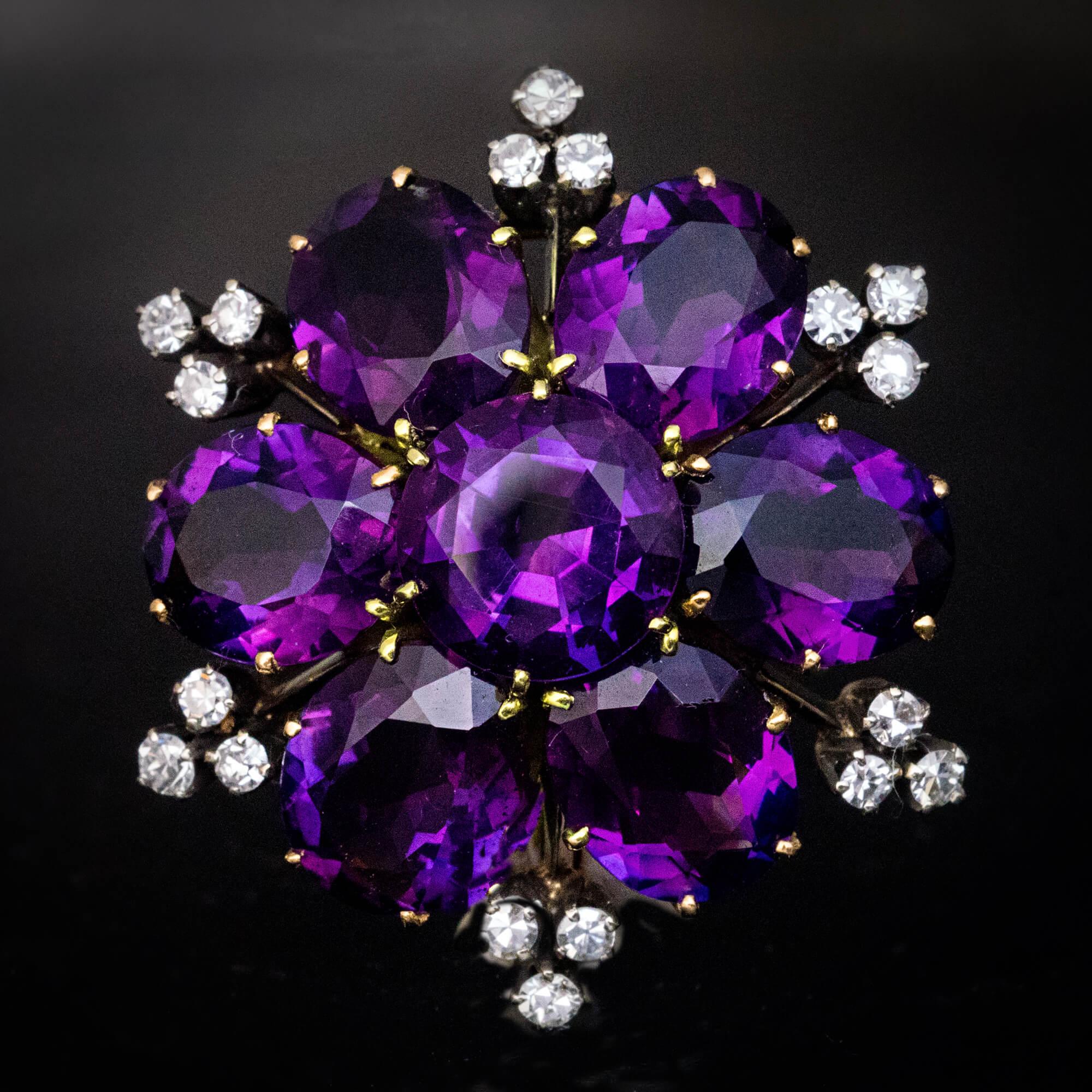 Vintage Amethyst Diamond Gold Brooch  In Excellent Condition For Sale In Chicago, IL