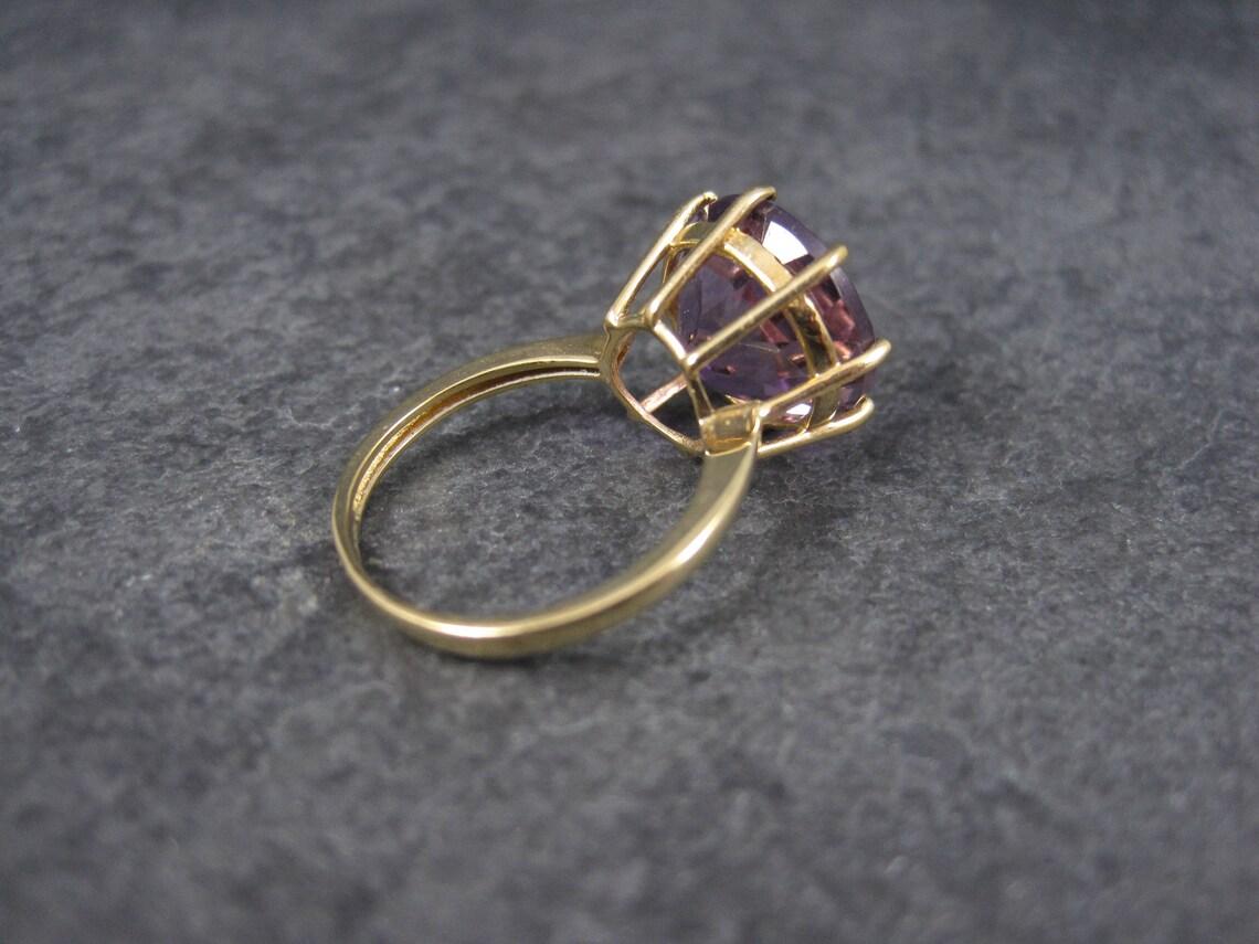 Women's Vintage Amethyst Engagement Ring 10k Yellow Gold Solitaire Size 5 For Sale