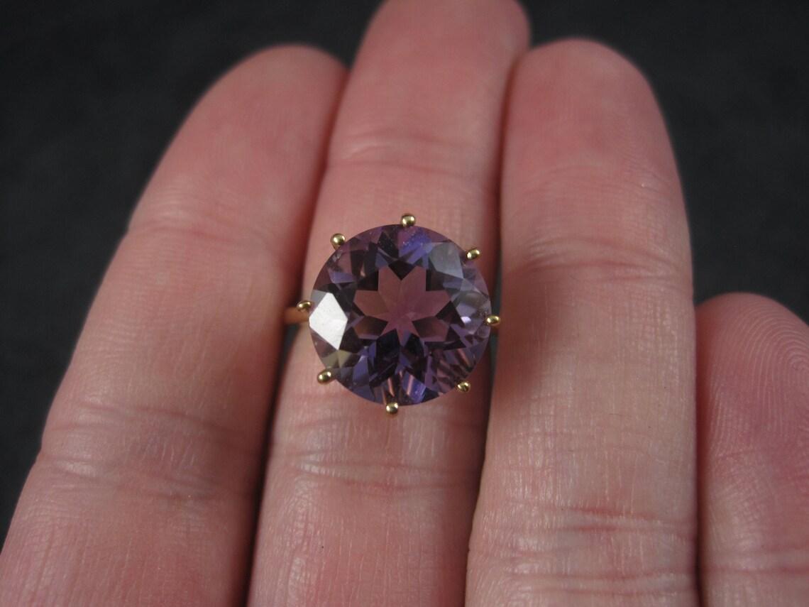 Vintage Amethyst Engagement Ring 10k Yellow Gold Solitaire Size 5 For Sale 2