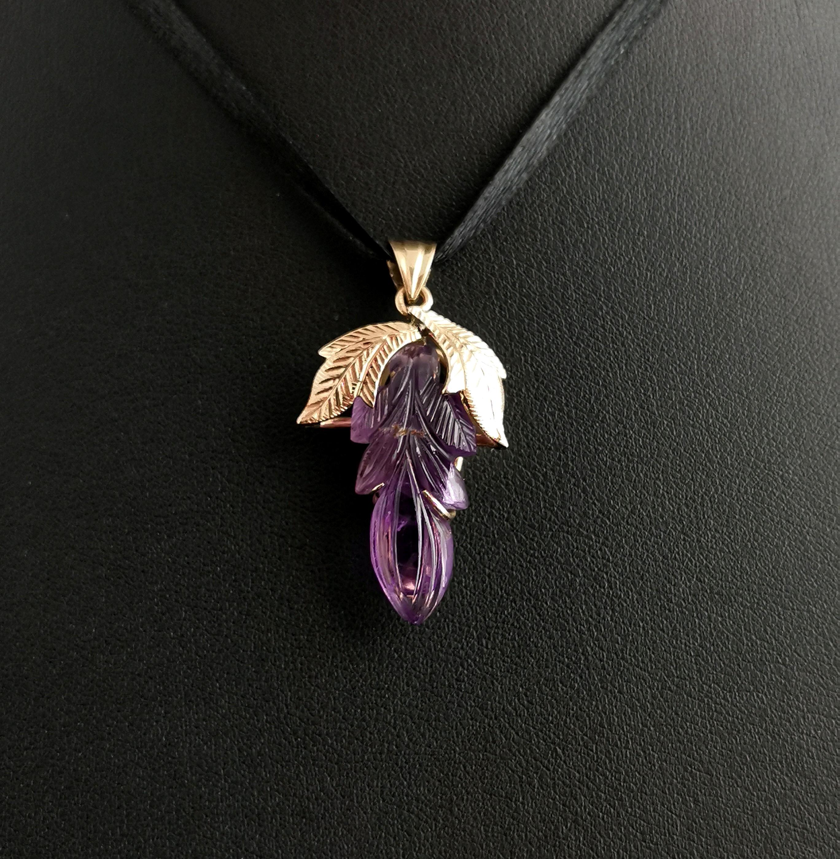 Vintage Amethyst Floral Pendant, 16k Yellow Gold For Sale 2