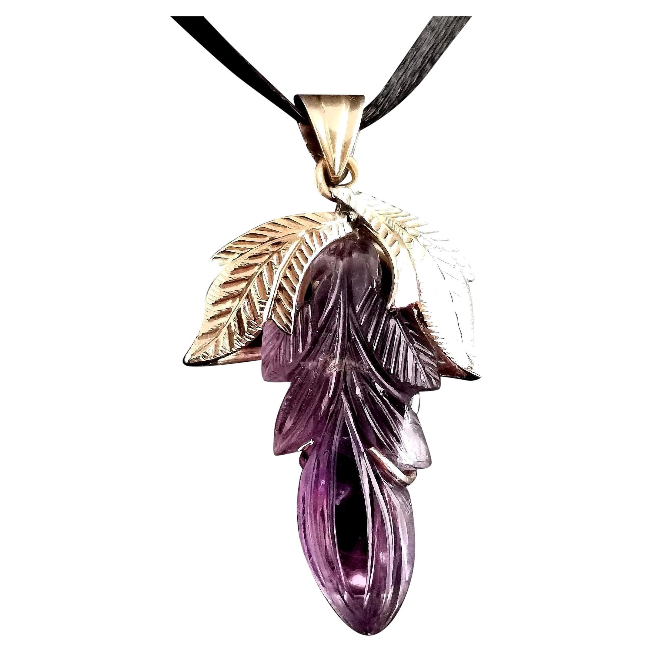 Vintage Amethyst Floral Pendant, 16k Yellow Gold For Sale