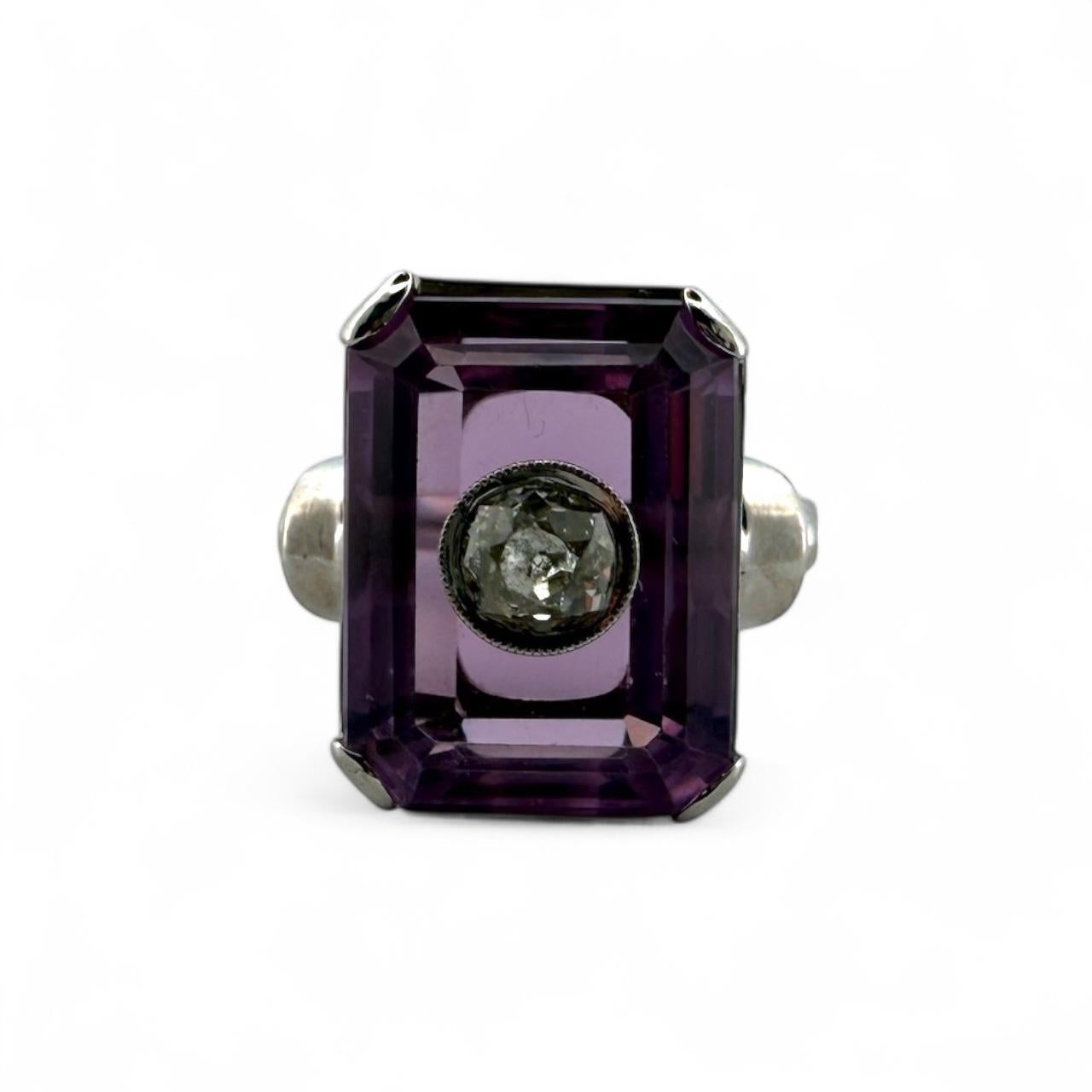 Vintage Amethyst & Old Mine Cut Diamant Illusion Set Cocktail Ring Damen im Angebot