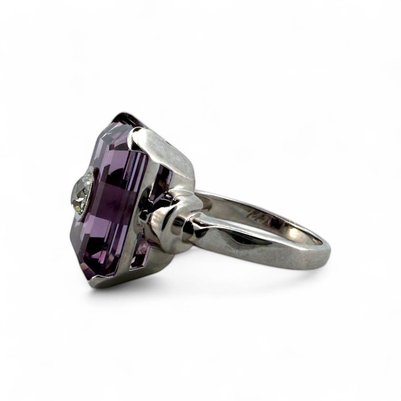Vintage Amethyst & Old Mine Cut Diamant Illusion Set Cocktail Ring im Angebot 2