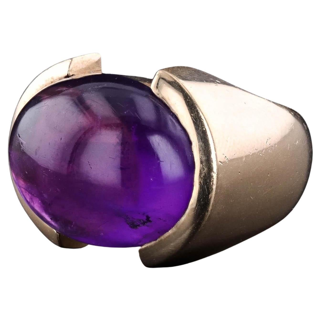 Vintage Amethyst Ring of 14k Gold