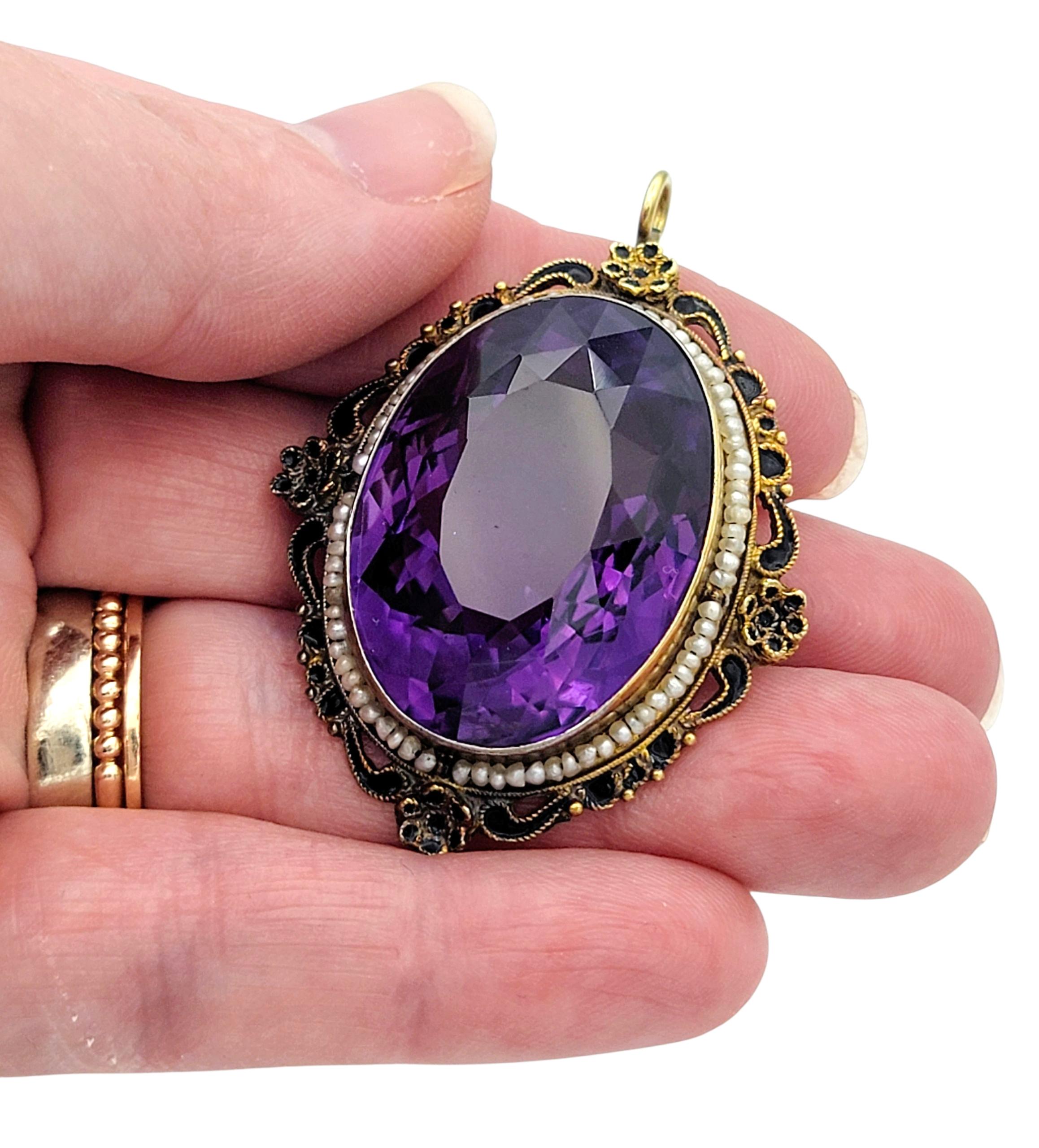 Vintage Amethyst, Saatperle und schwarzer Emaille-Anhänger aus 14 Karat Gelbgold im Angebot 1