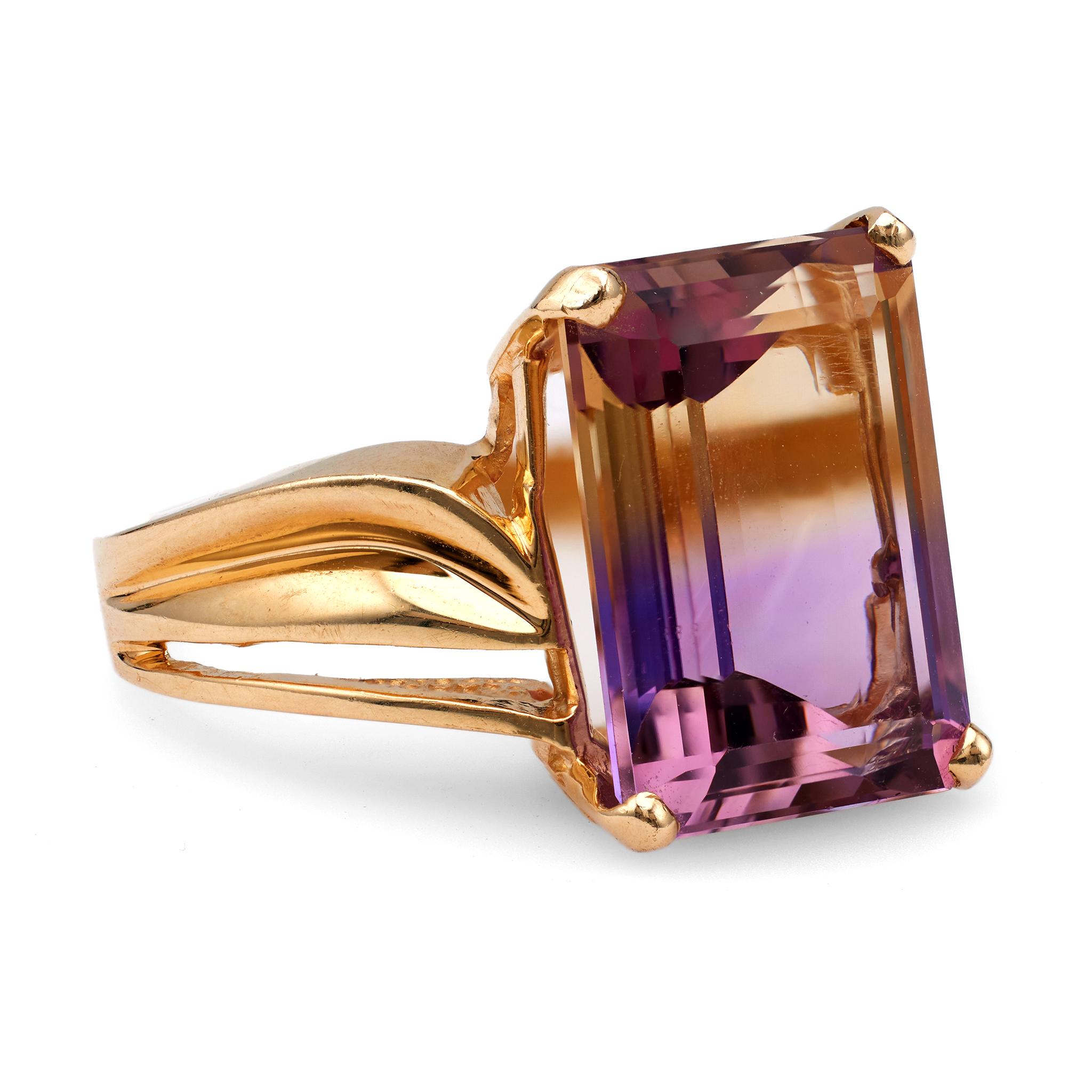 Vintage Ametrine 14k Yellow Gold Ring In Good Condition In Beverly Hills, CA