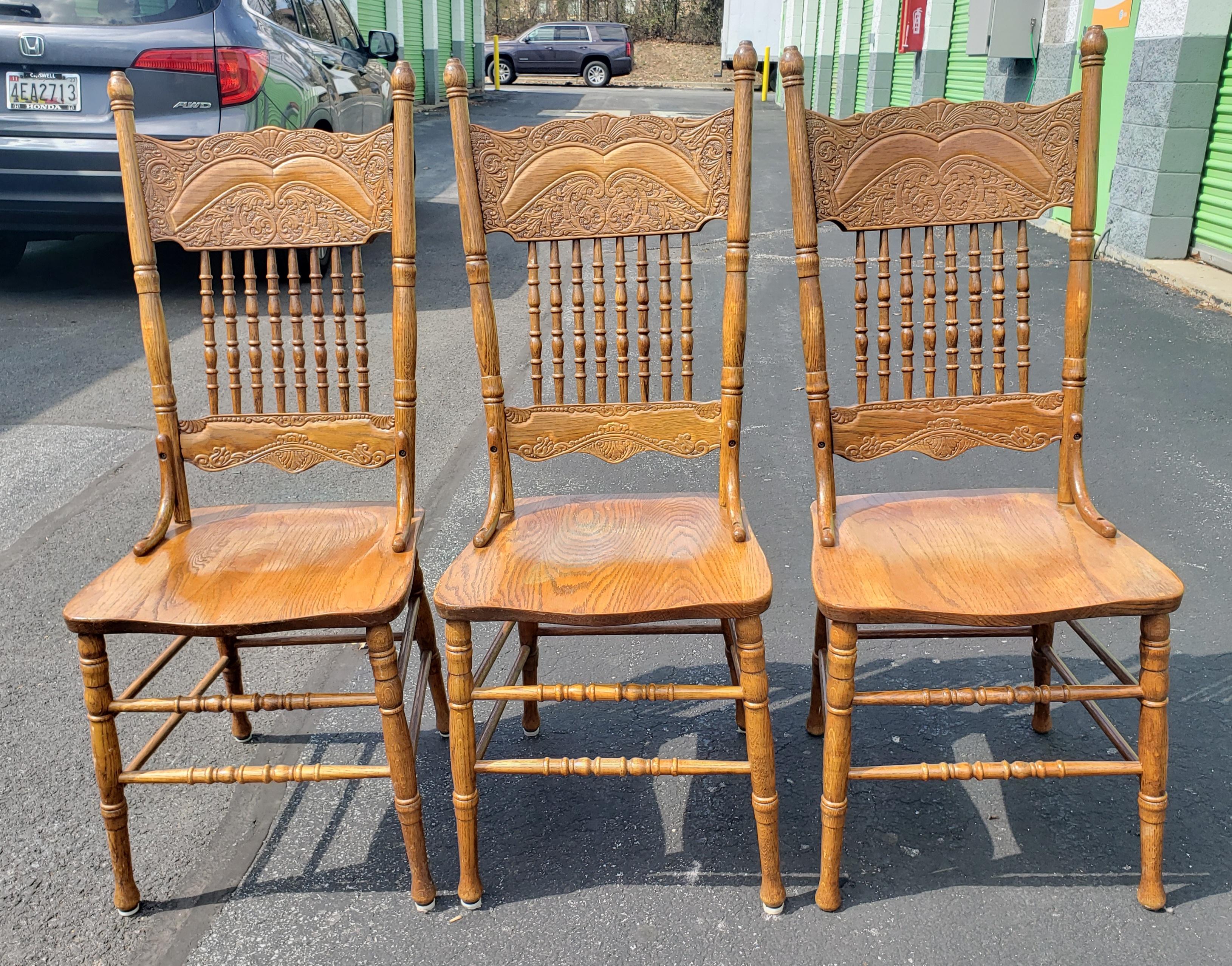 American Set of 3 Vintage Amish Oak Country Pressed Back Spindle Chairs