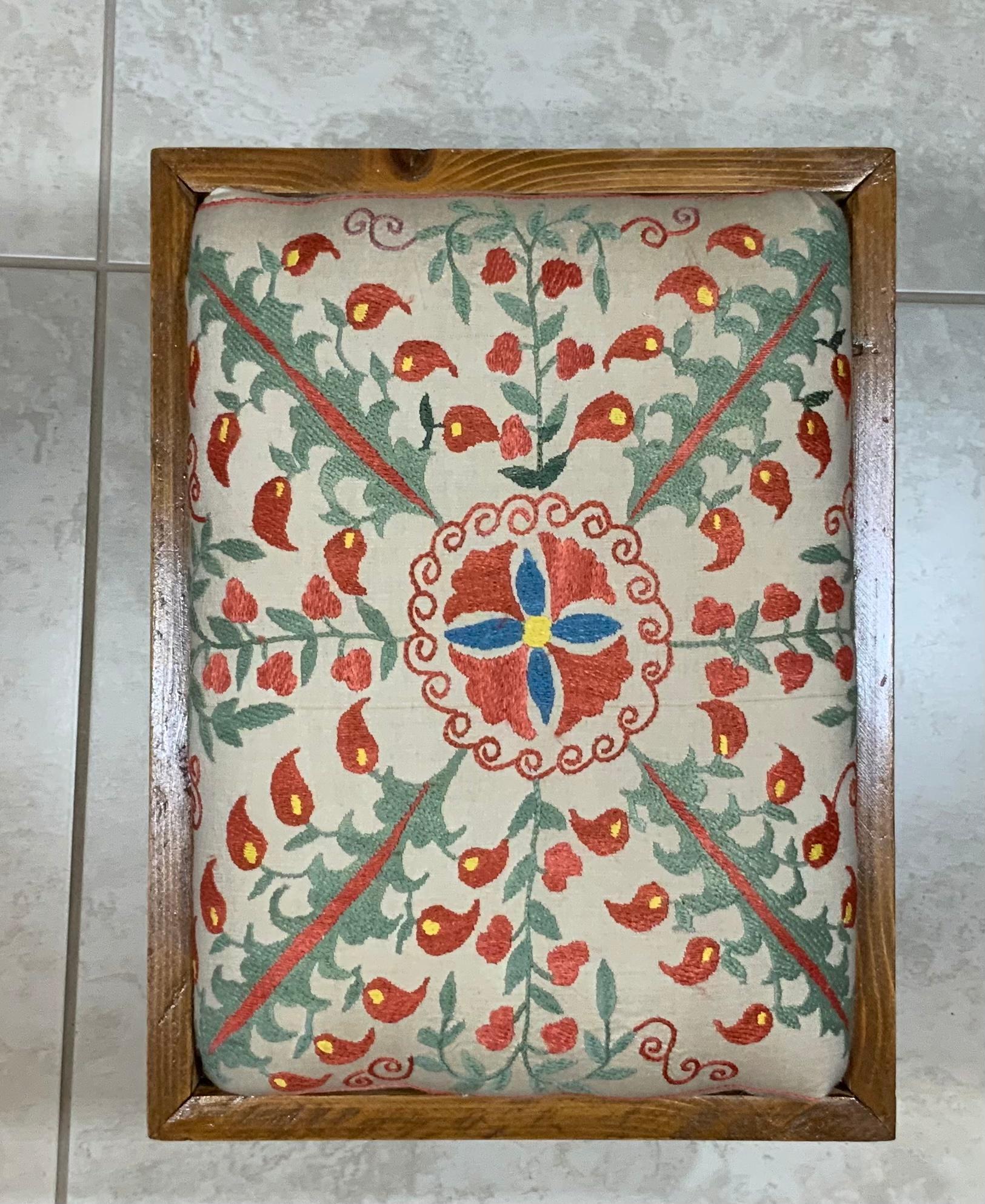 Cotton Vintage Amish Suzani Hand Crafted Foot Stool For Sale