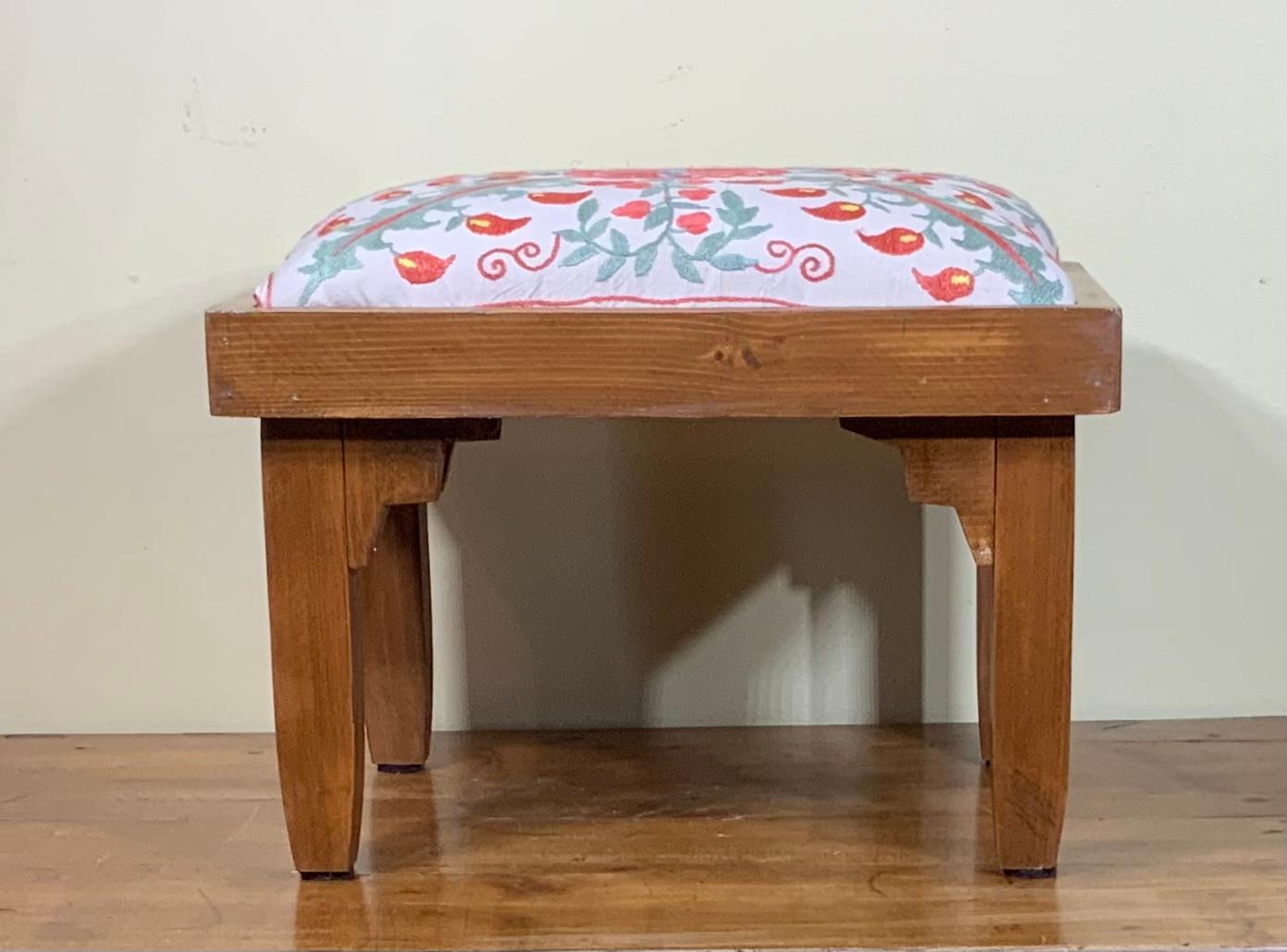Exceptional amish foot stool made of wood, newly upholster with beautiful hand embroidery Suzani textile great decorative item for any room.