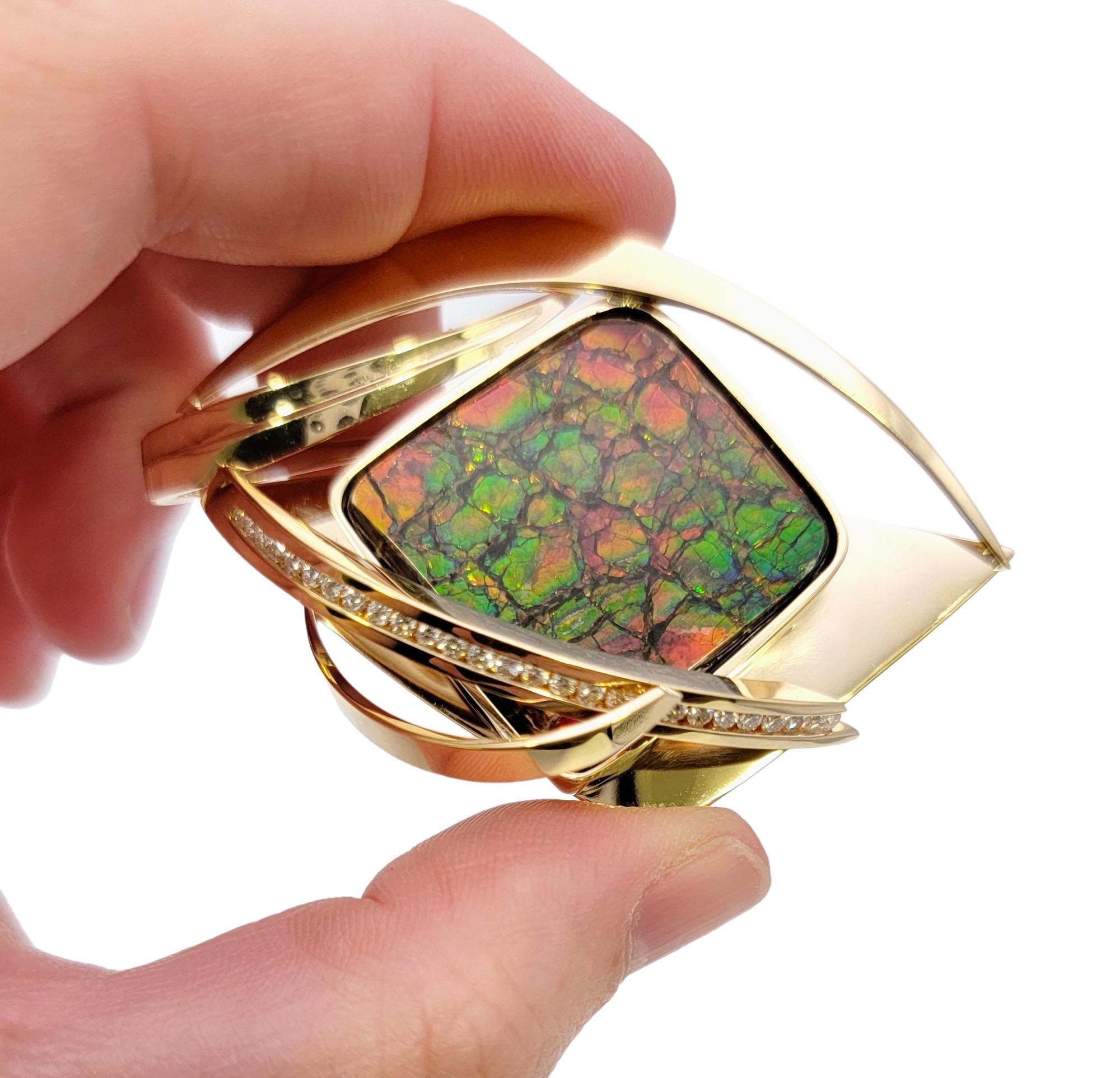 Vintage Ammolite Cabochon Brooch with Diamonds in 14 Karat Yellow Gold For Sale 4
