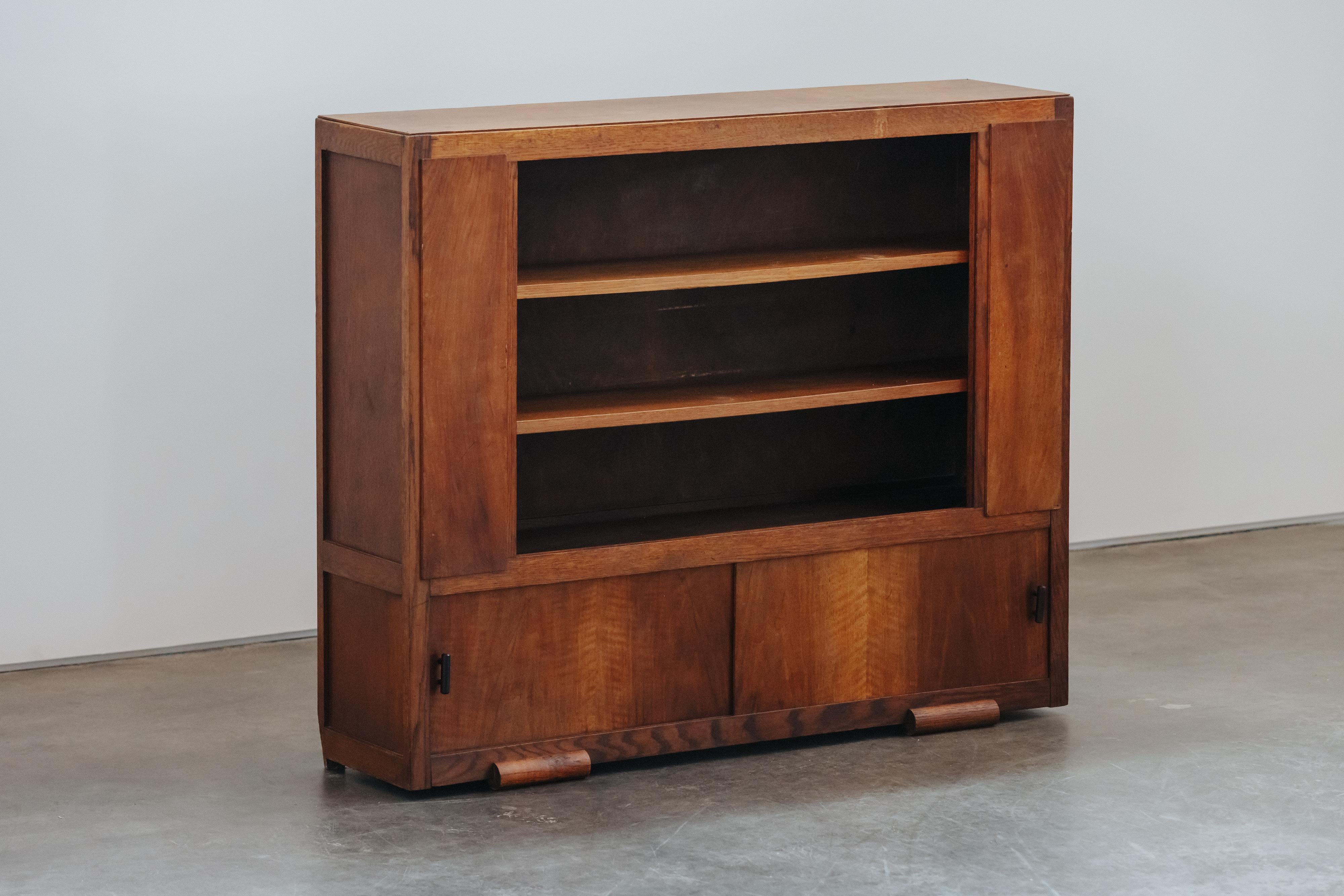 Vintage Amsterdam School Cabinet From The Netherlands, Circa 1940 Bon état - En vente à Nashville, TN